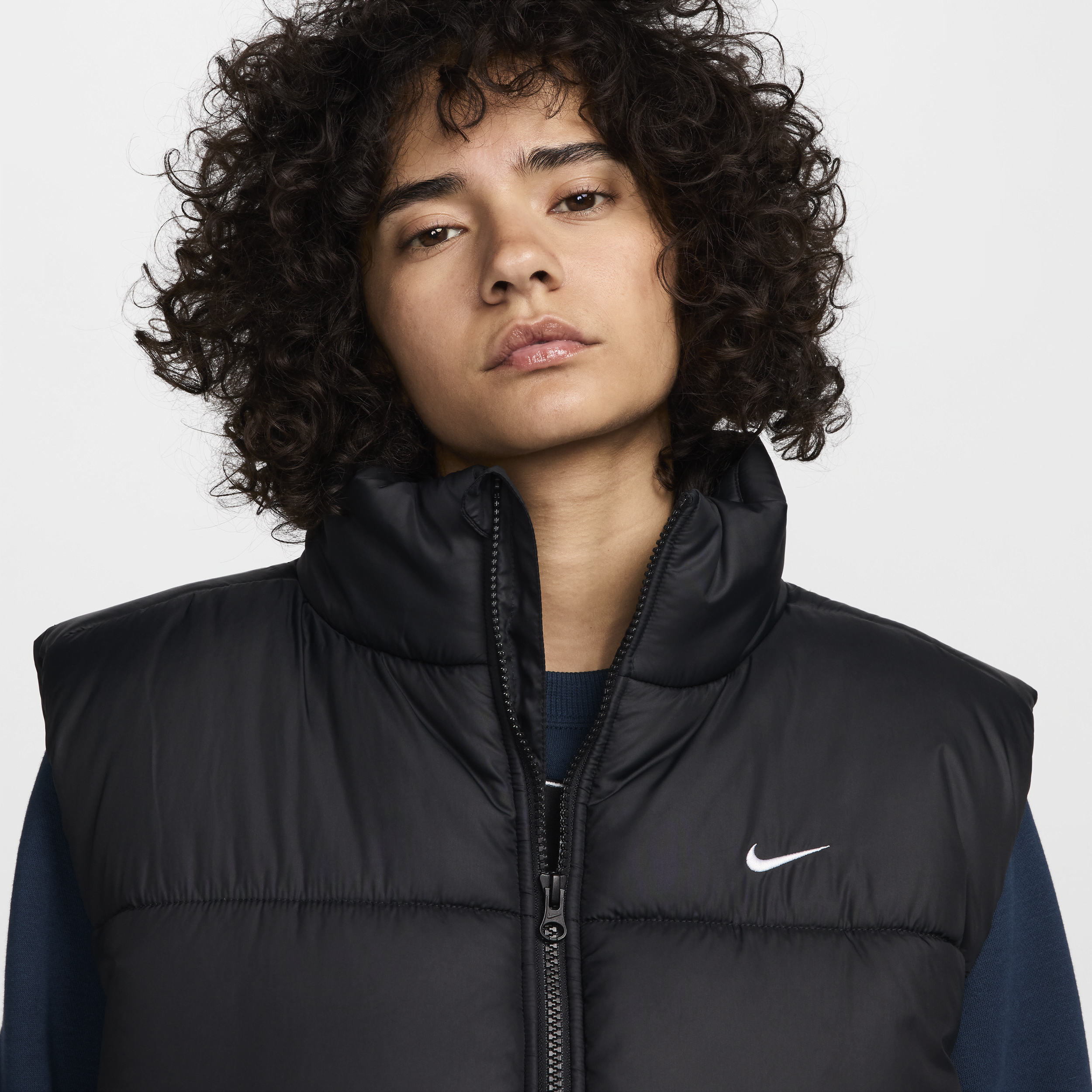 Veste sans manches ample Therma-FIT Nike Sportswear Classic Puffer pour femme - Noir