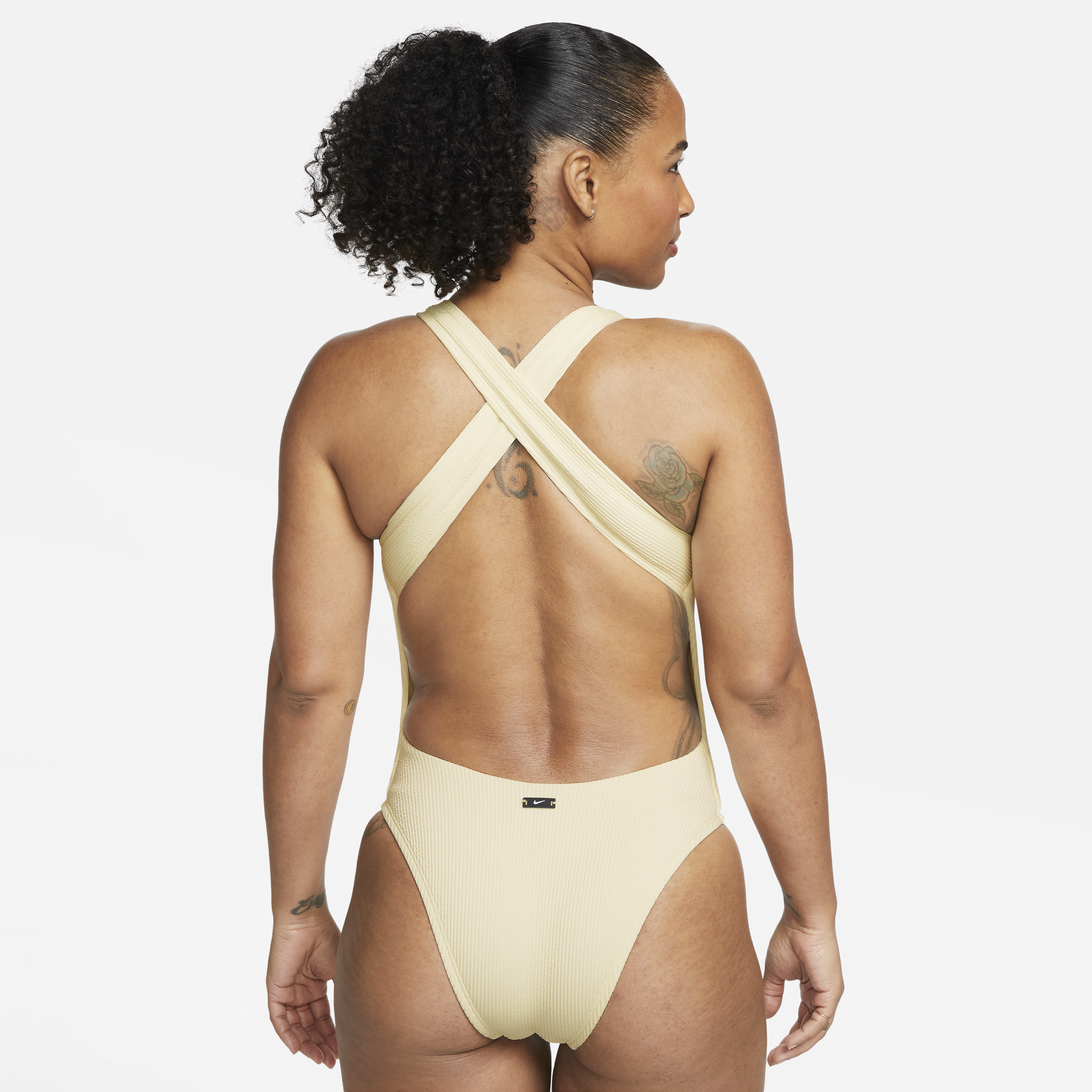 Maillot de bain une pièce à dos croisé Nike pour femme - Blanc