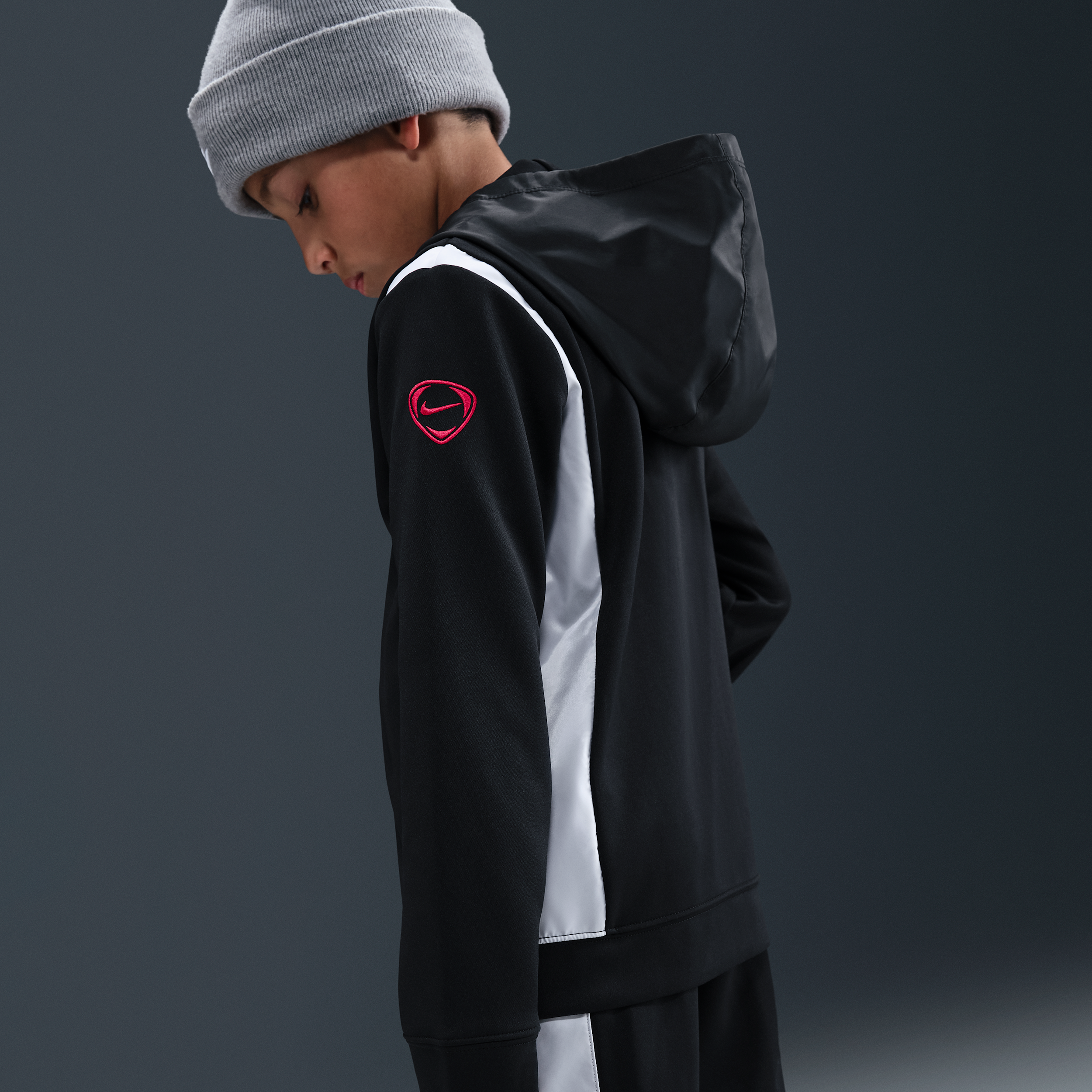 Thumbnail - Paris Saint-Germain Third Nike Total 90 Fußball-Trainingsanzug aus Webmaterial (ältere Kinder) - Schwarz