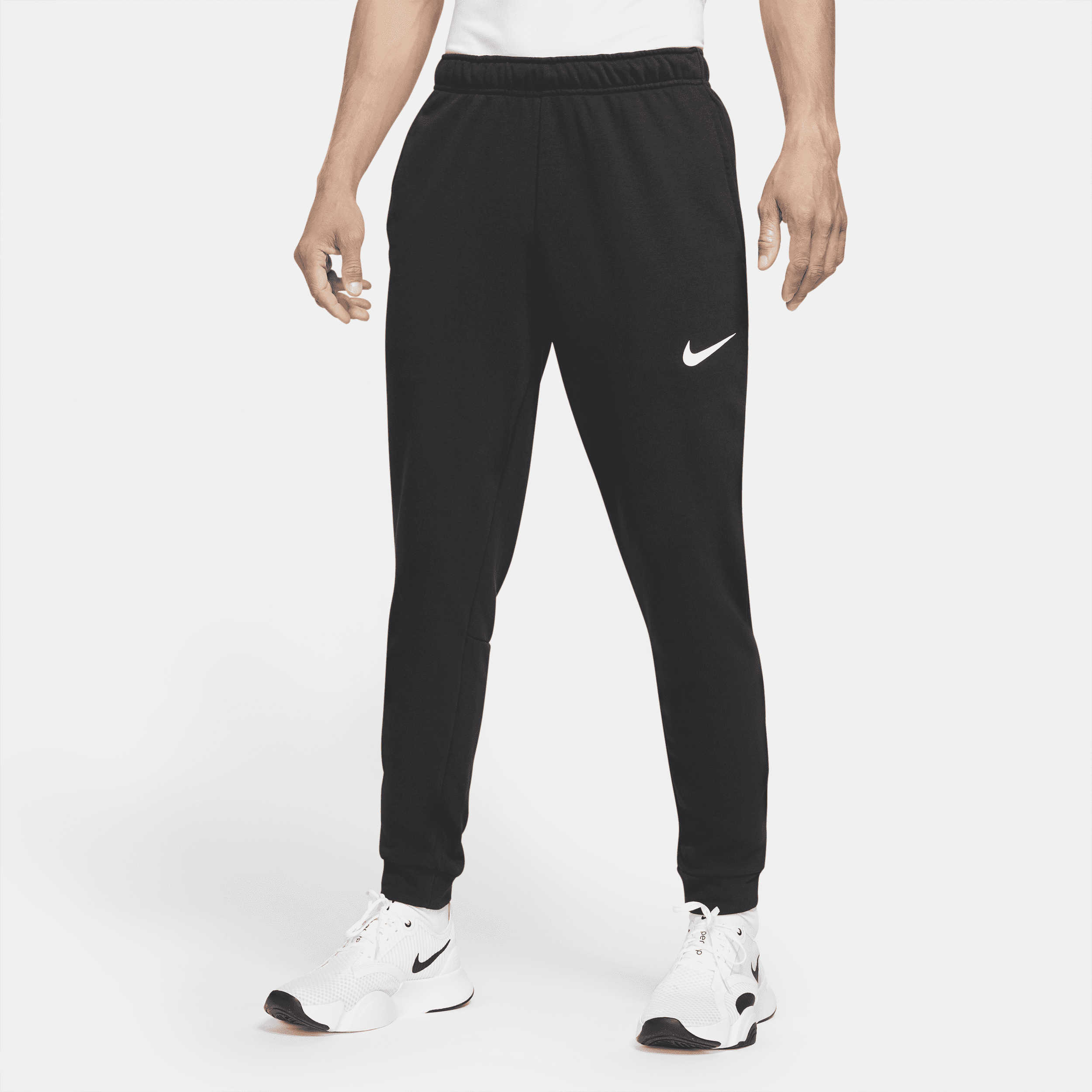 Thumbnail - Nike Dry Dri-FIT schmal zulaufende Fitness-Fleece-Hose für Herren - Schwarz