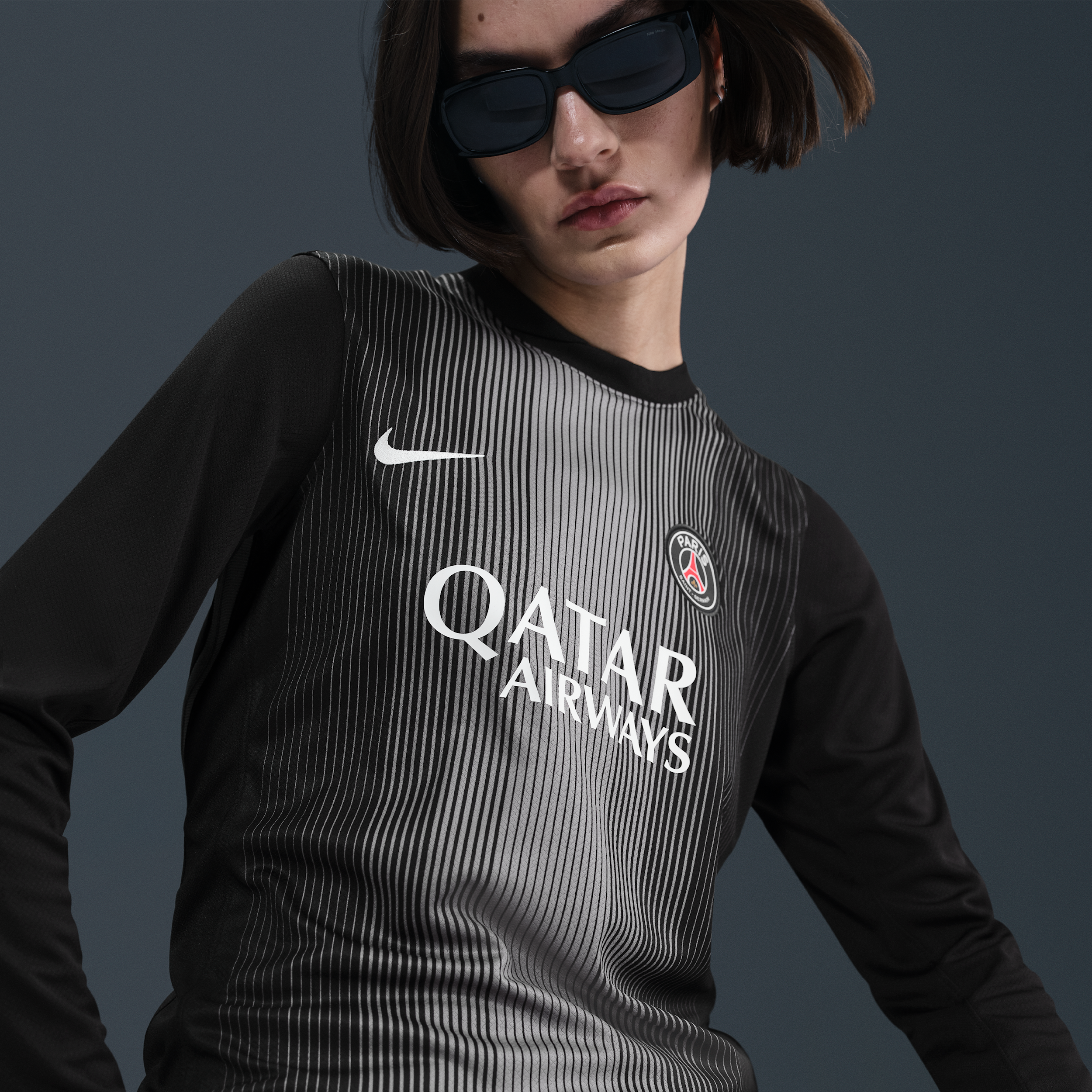 Thumbnail - Paris Saint-Germain 2025/26 Stadium Goalkeeper Nike Replika-Longsleeve-Fußballtrikot mit Dri-FIT-Technologie (Damen) - S...