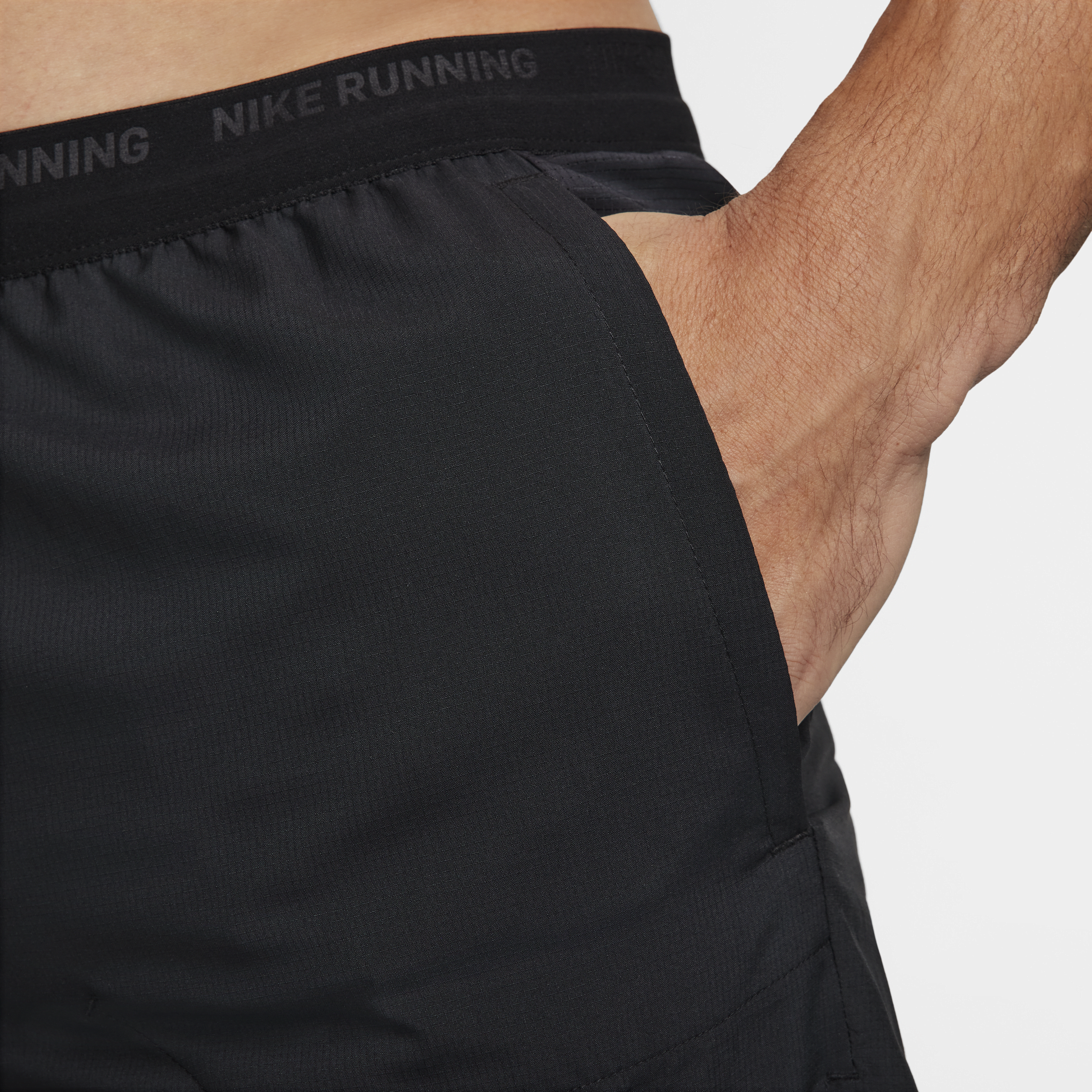 Nike Running Energy Stride hardloopshorts met binnenbroek voor heren (13 cm) Zwart