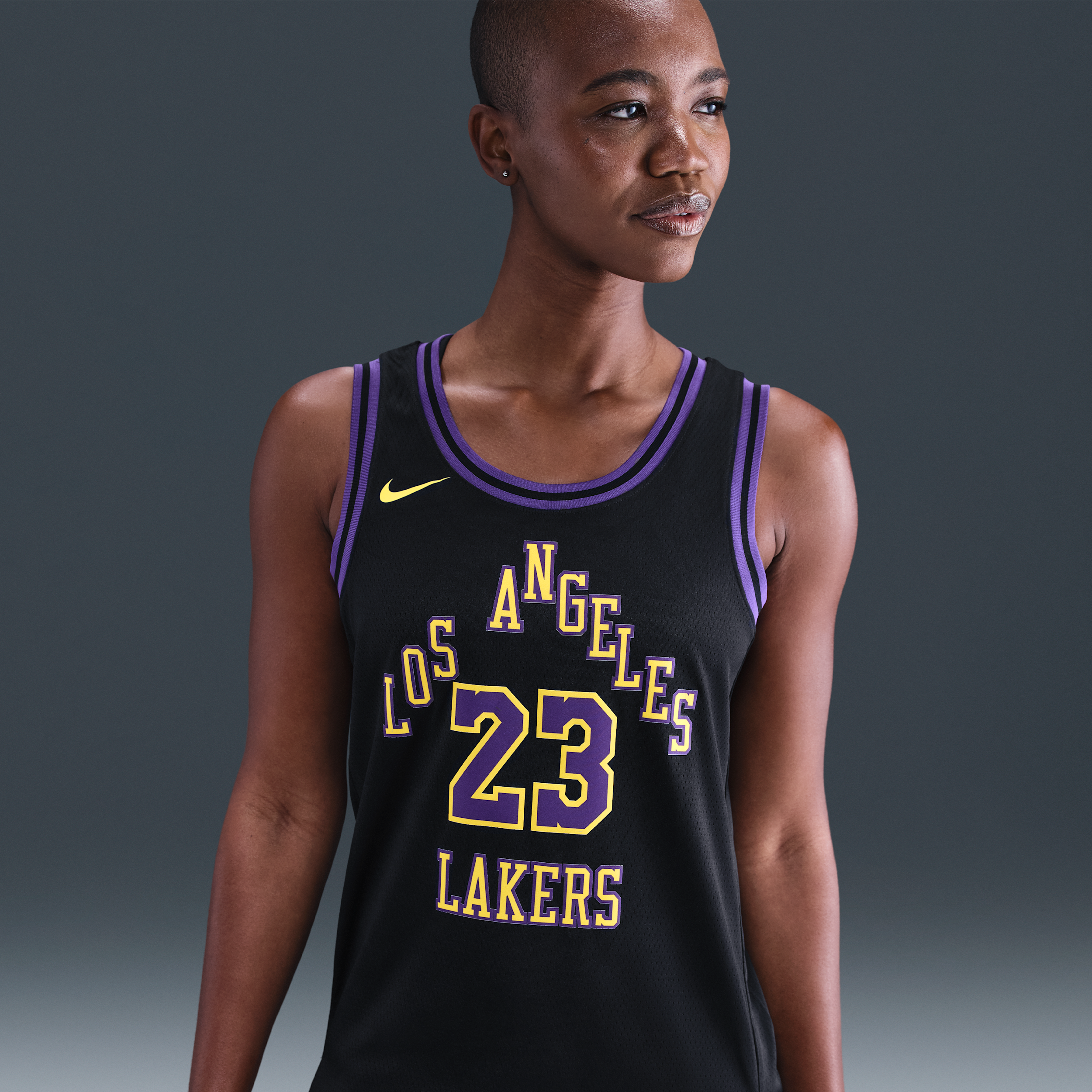 Thumbnail - Lebron James Los Angeles Lakers City Edition Men's Nike Dri-FIT NBA Swingman Trikot für Herren - Schwarz