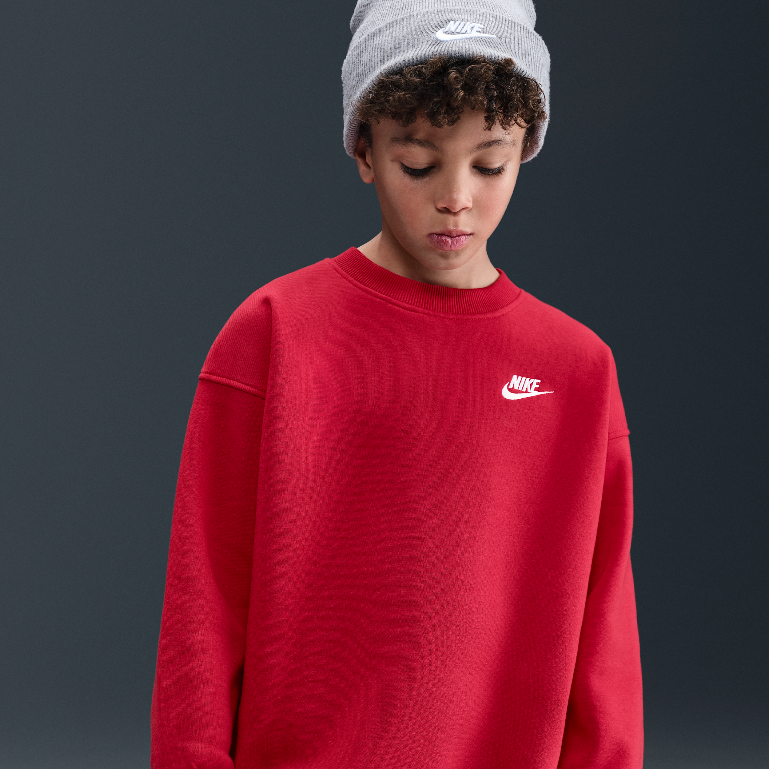 Thumbnail - Nike Club Fleece Oversize-Sweatshirt (ältere Kinder) - Rot