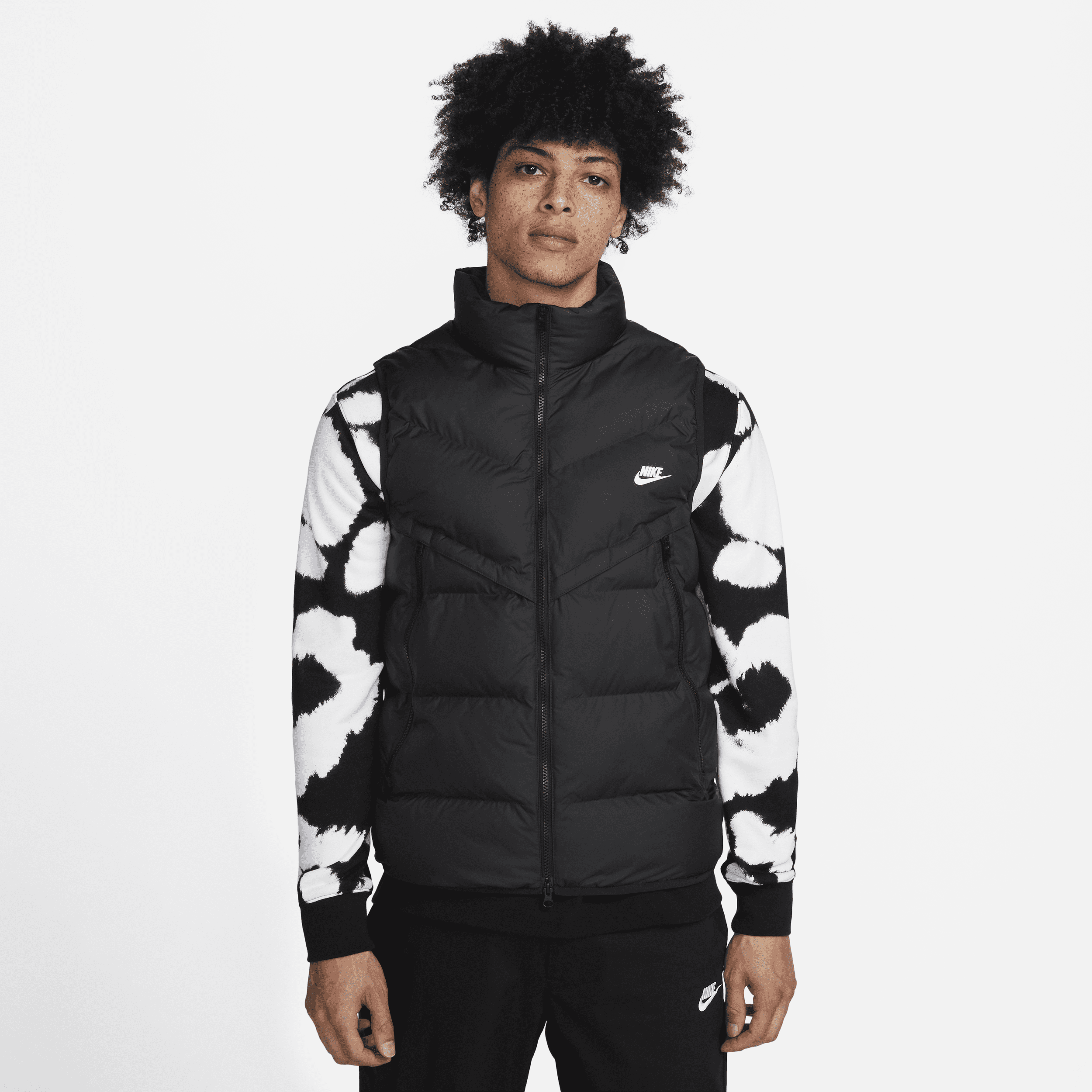 Nike Storm-FIT Windrunner Men’s PRIMALOFT ® Insulated Gilet – Black – Polyester