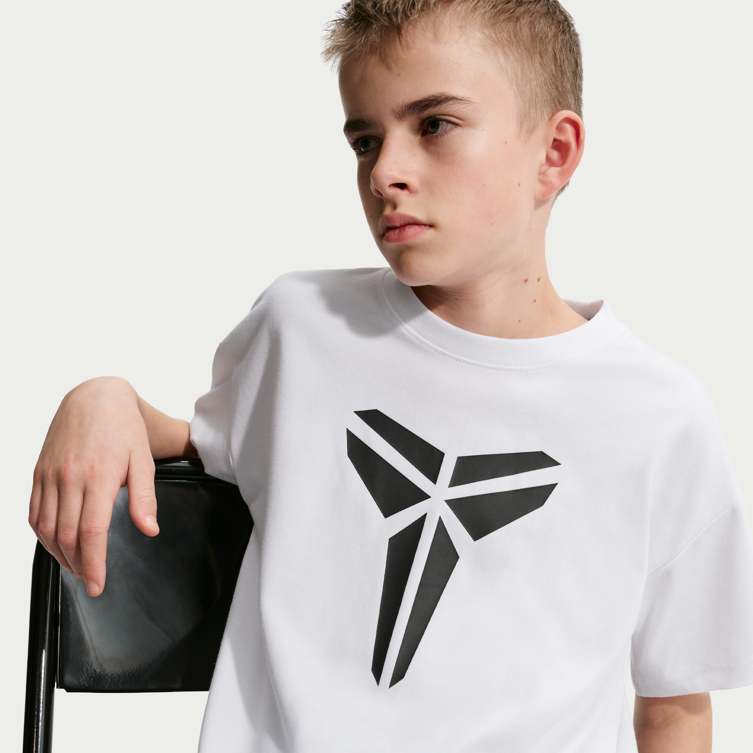 Thumbnail - Kobe Max90 T-Shirt mit Dri-FIT-Technologie (ältere Kinder) - Weiß