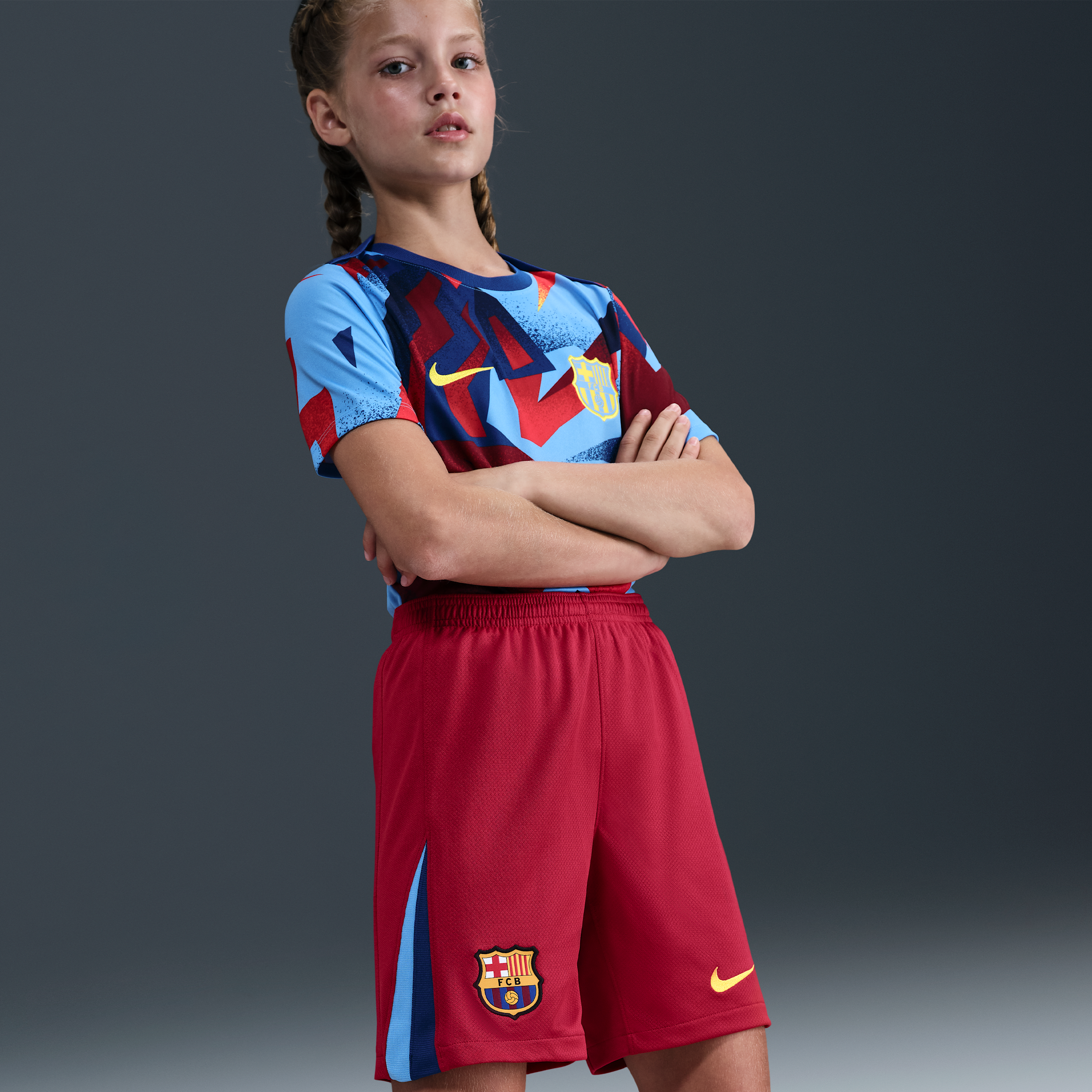 Thumbnail - FC Barcelona 2025/26 Stadium Fourth Nike Dri-FIT Replika-Fußballshorts (ältere Kinder) - Rot