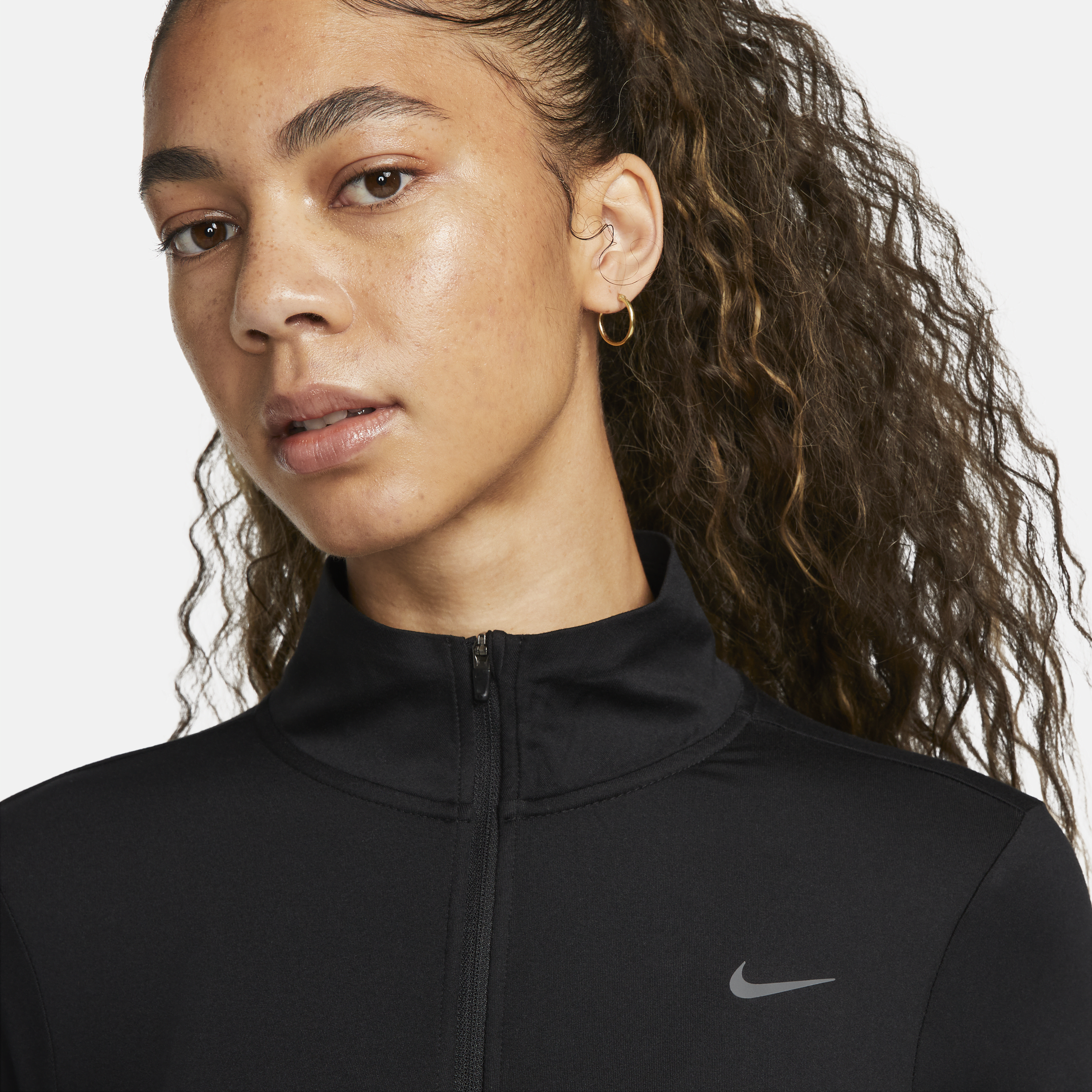 Haut de running à 1/4 de zip avec protection UV Nike Swift pour femme - Noir