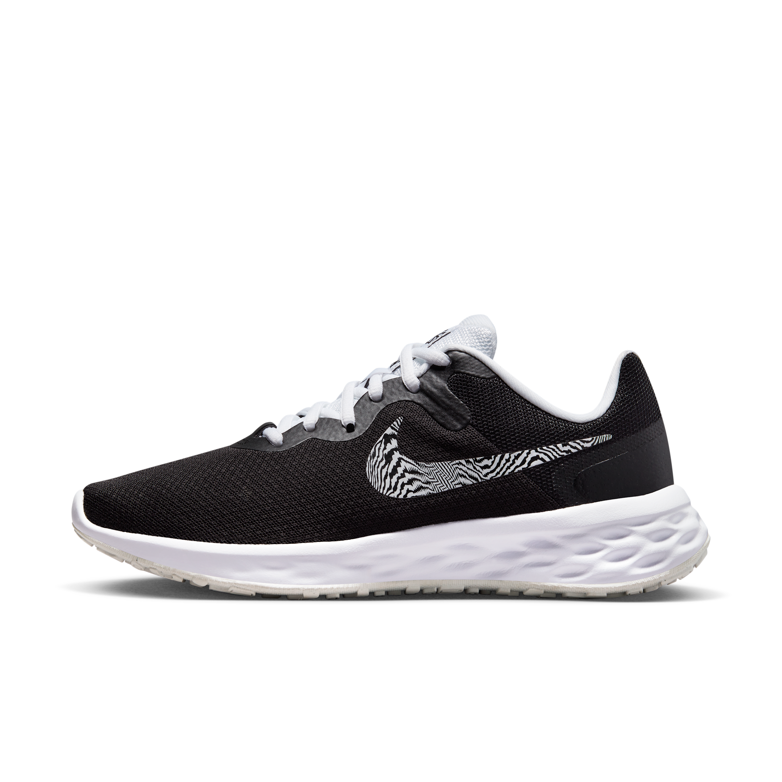 Nike Revolution 6 Next Nature Premium Hardloopschoenen voor dames (straat) - Zwart - DR9960-001