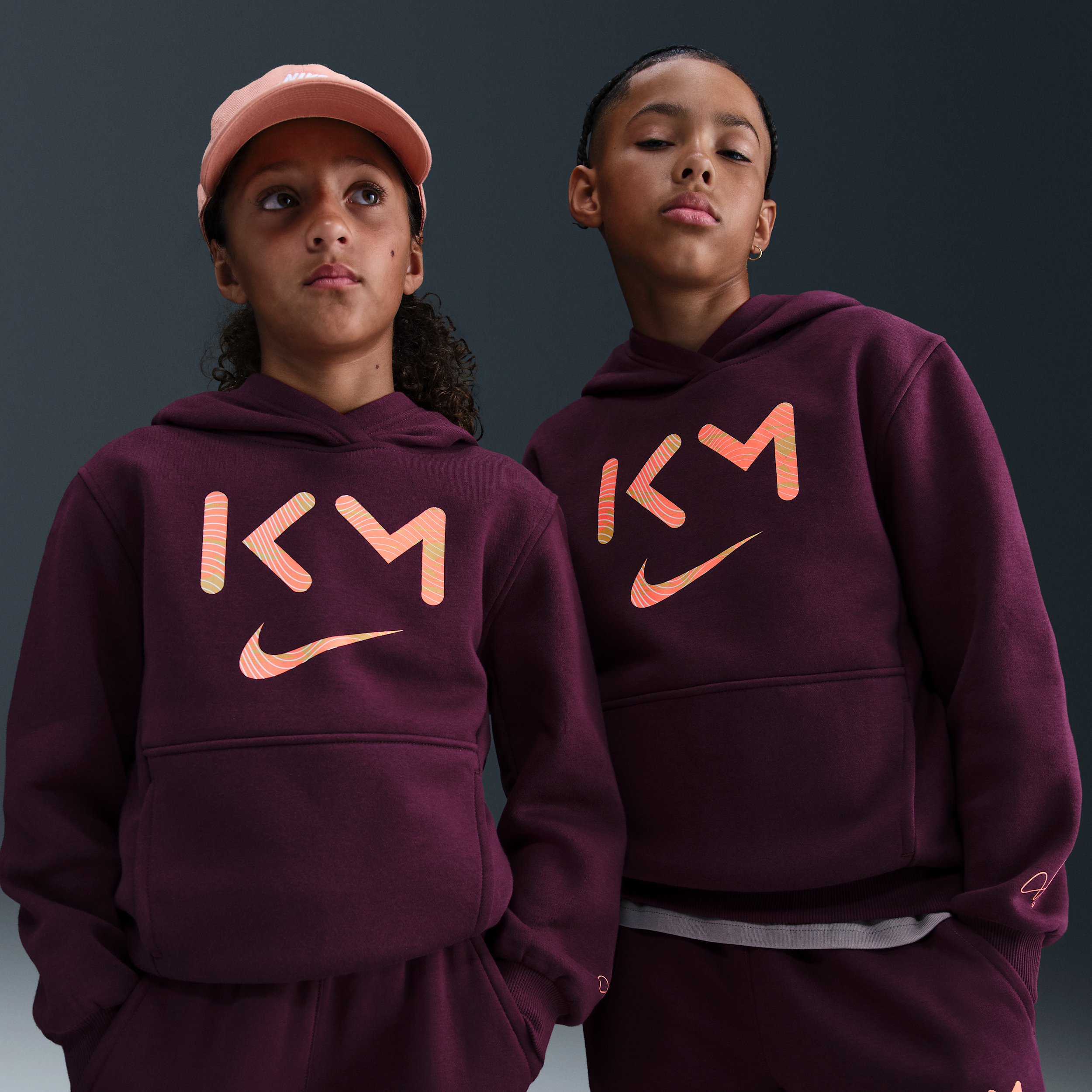 Kylian Mbappé Club Fleece Older Kids Nike Dri-FIT Football Hoodie - Red - Cotton/Polyester