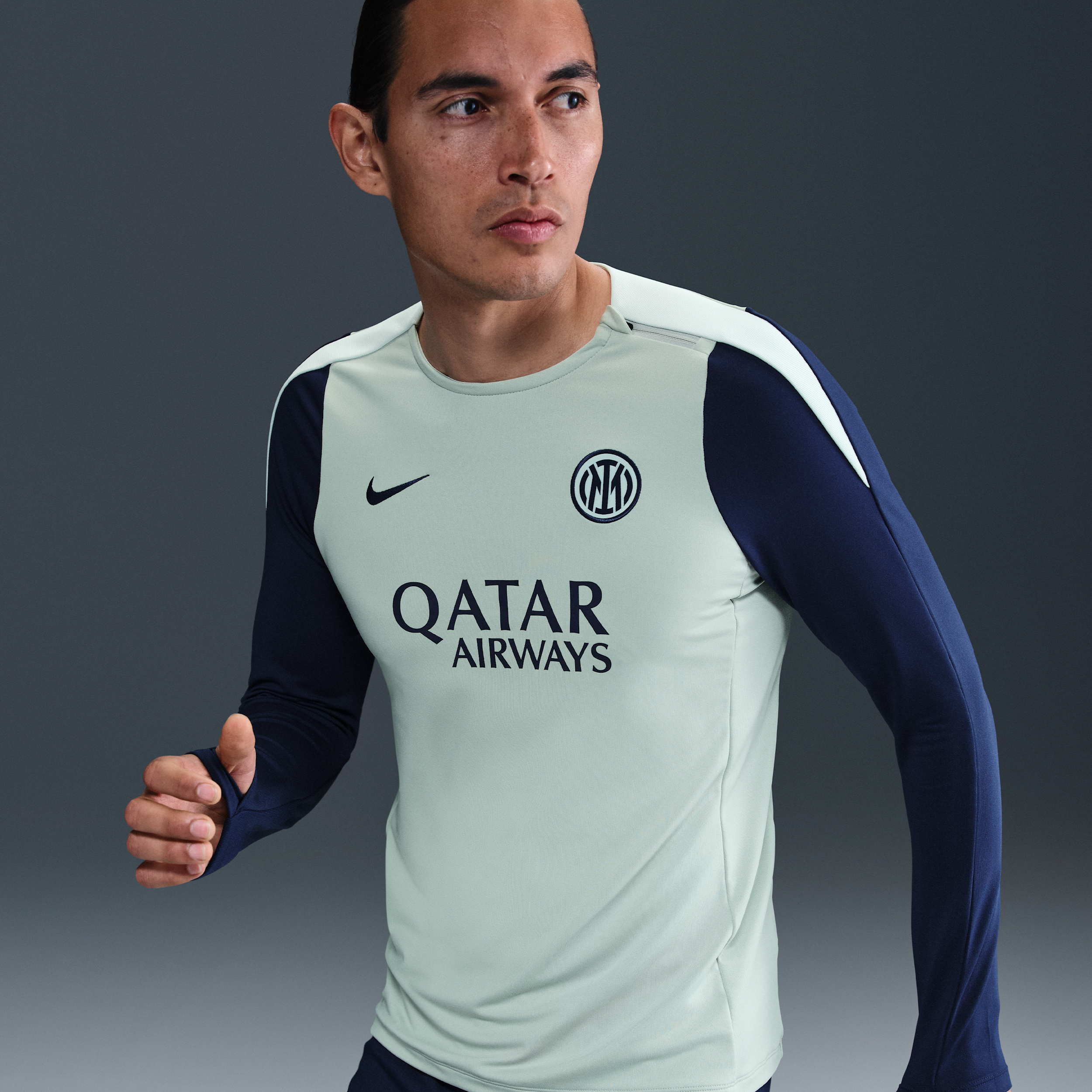 Maskinstrikket Inter Milan Strike Nike Dri-FIT-fodboldtrøje med rund hals til kvinder - grå