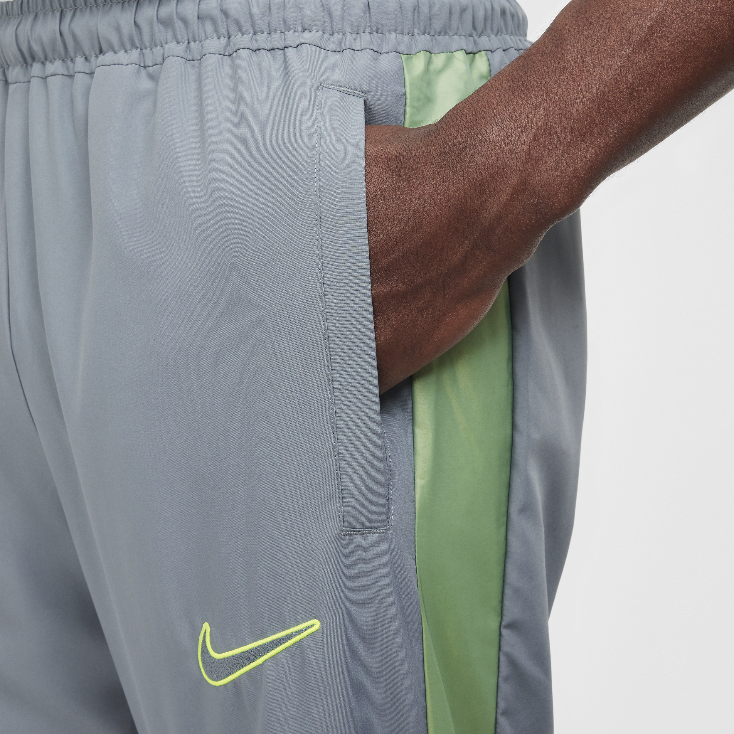 Pantalon de foot déperlant Nike Academy pour homme - Gris