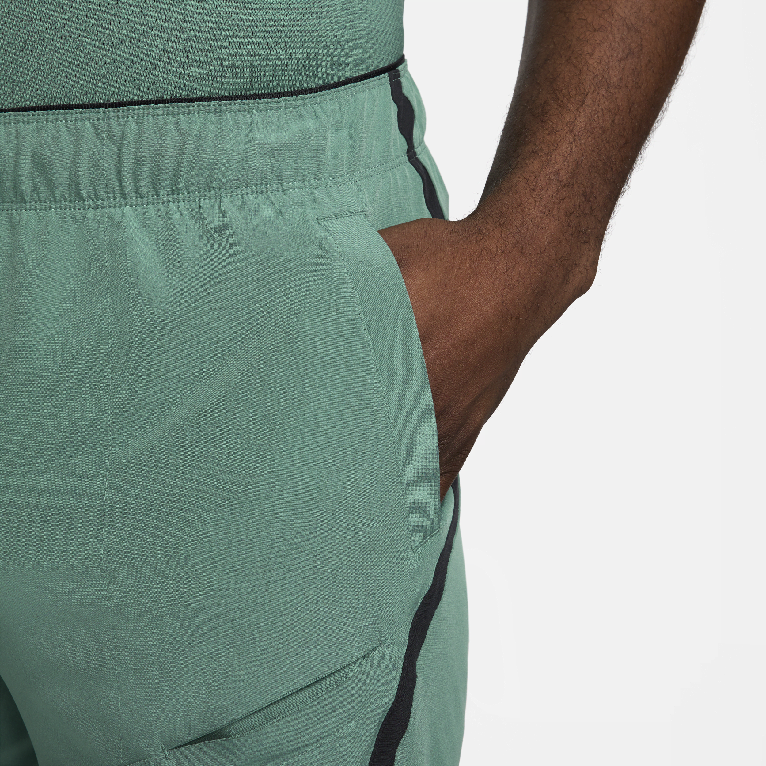 Nike Court Advantage Dri-FIT tennisshorts voor heren (18 cm) Groen
