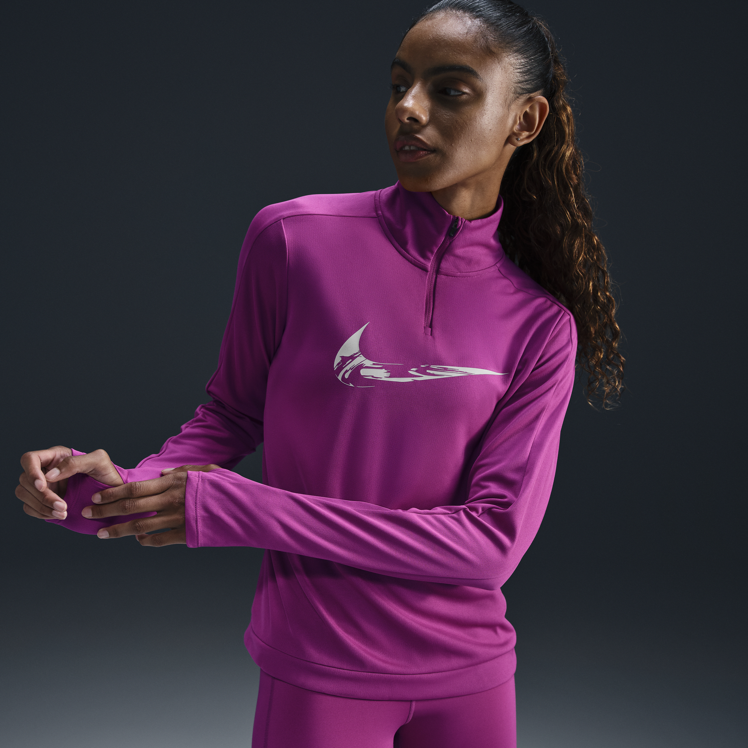 Nike Swoosh Dri-FIT hardlooptussenlaag met korte rits voor dames - Paars