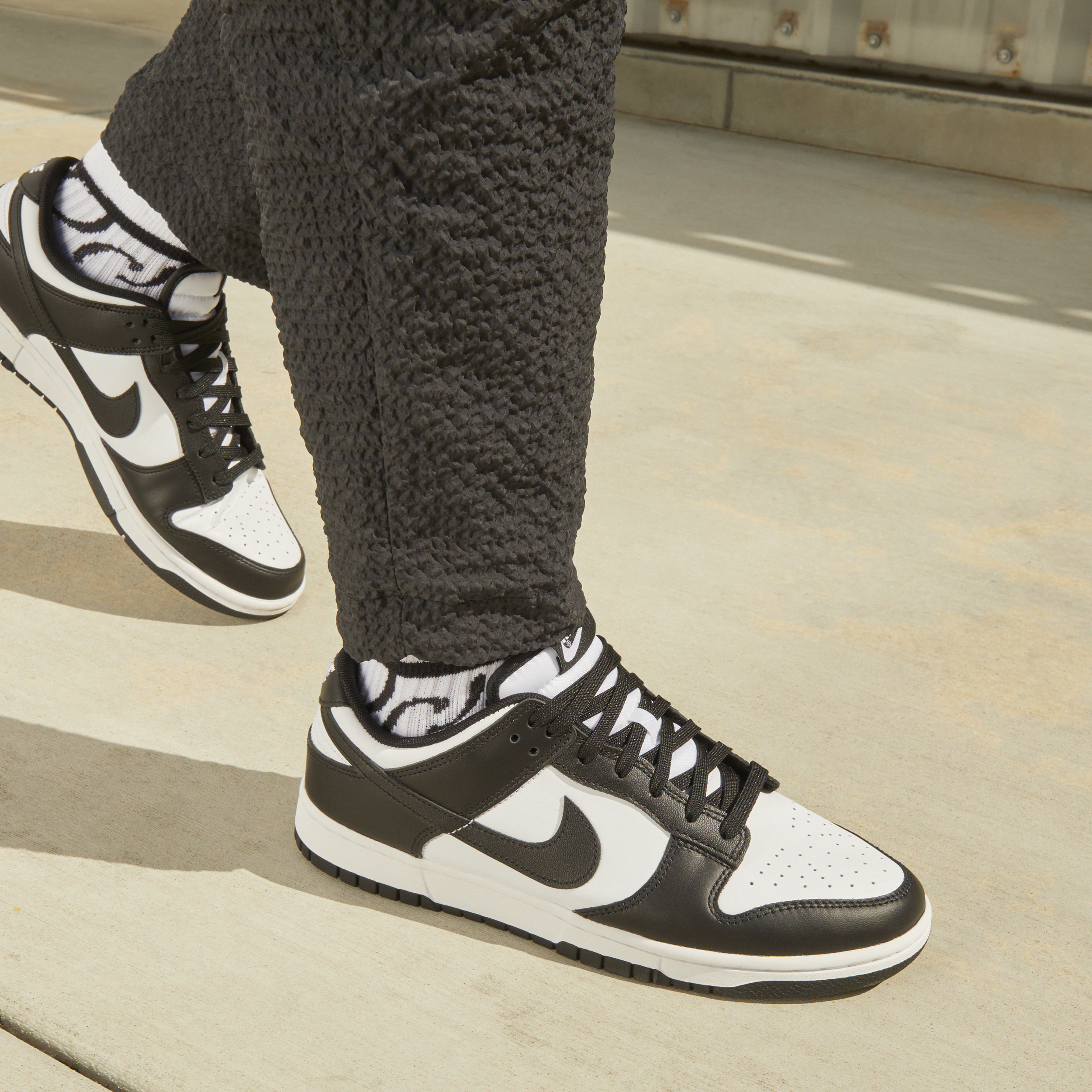 Chaussure Nike Panda Dunk Low Retro pour Homme - Blanc