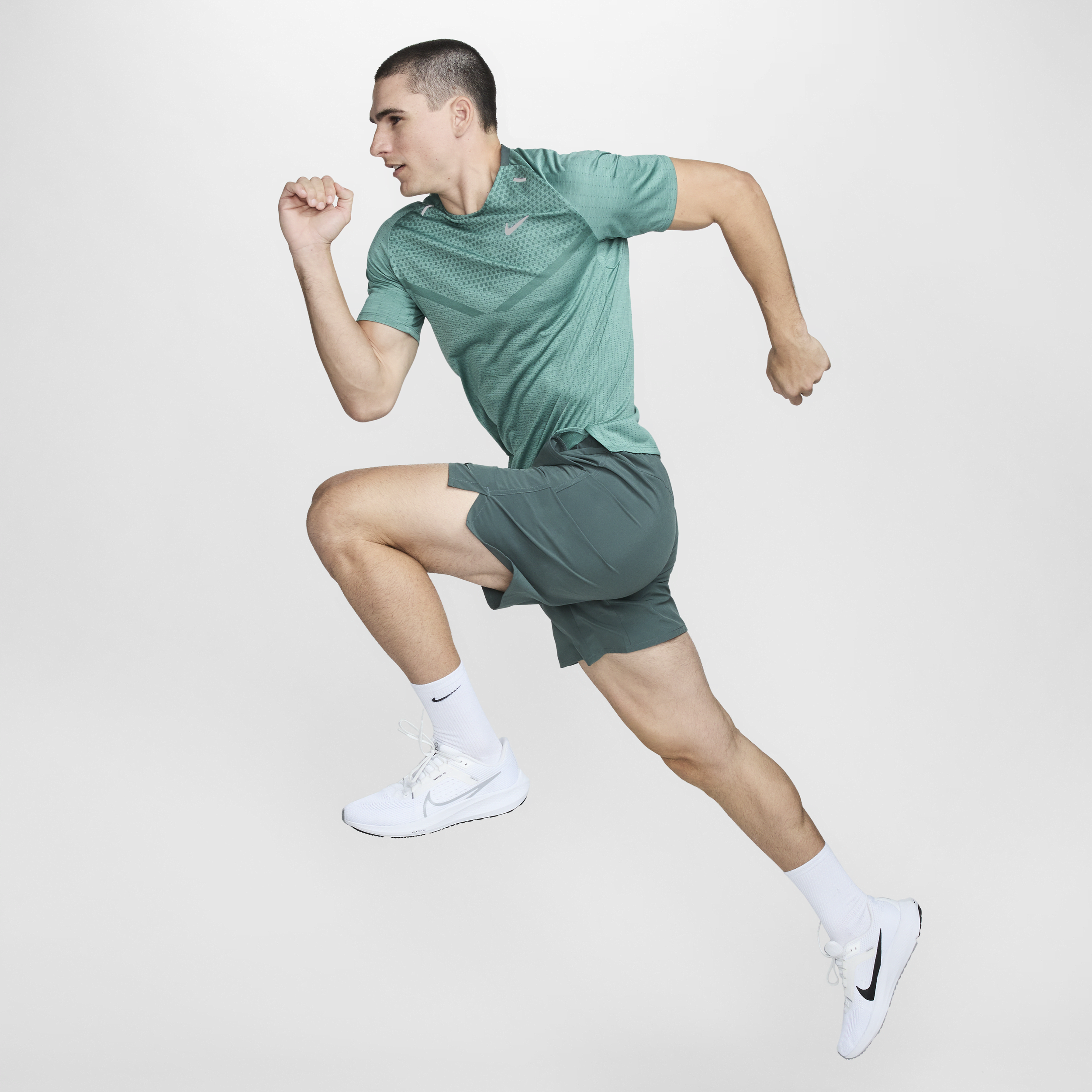 Nike TechKnit Dri-FIT ADV hardlooptop met korte mouwen voor heren Groen