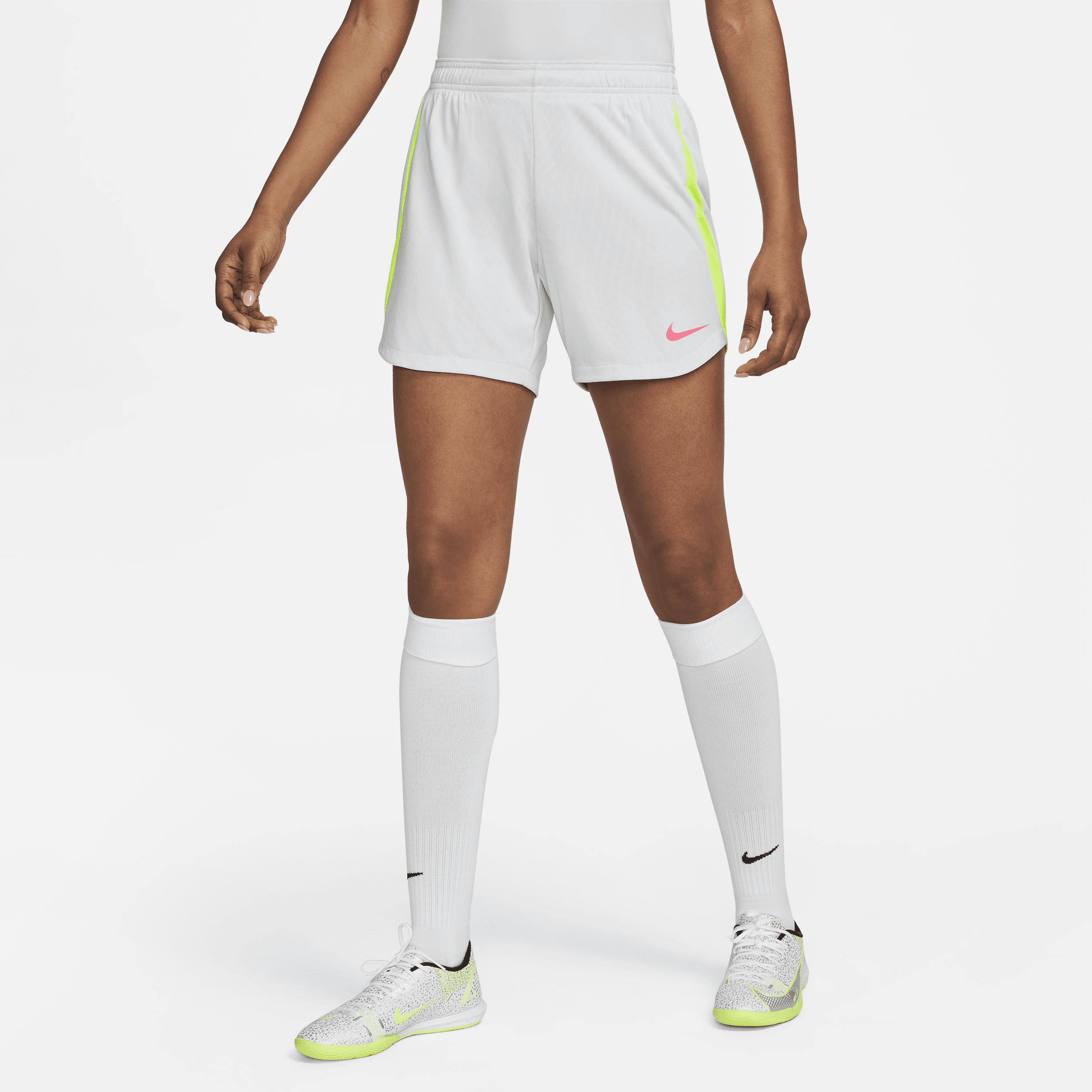 Nike Dri-FIT Strike-fodboldshorts til kvinder - grå