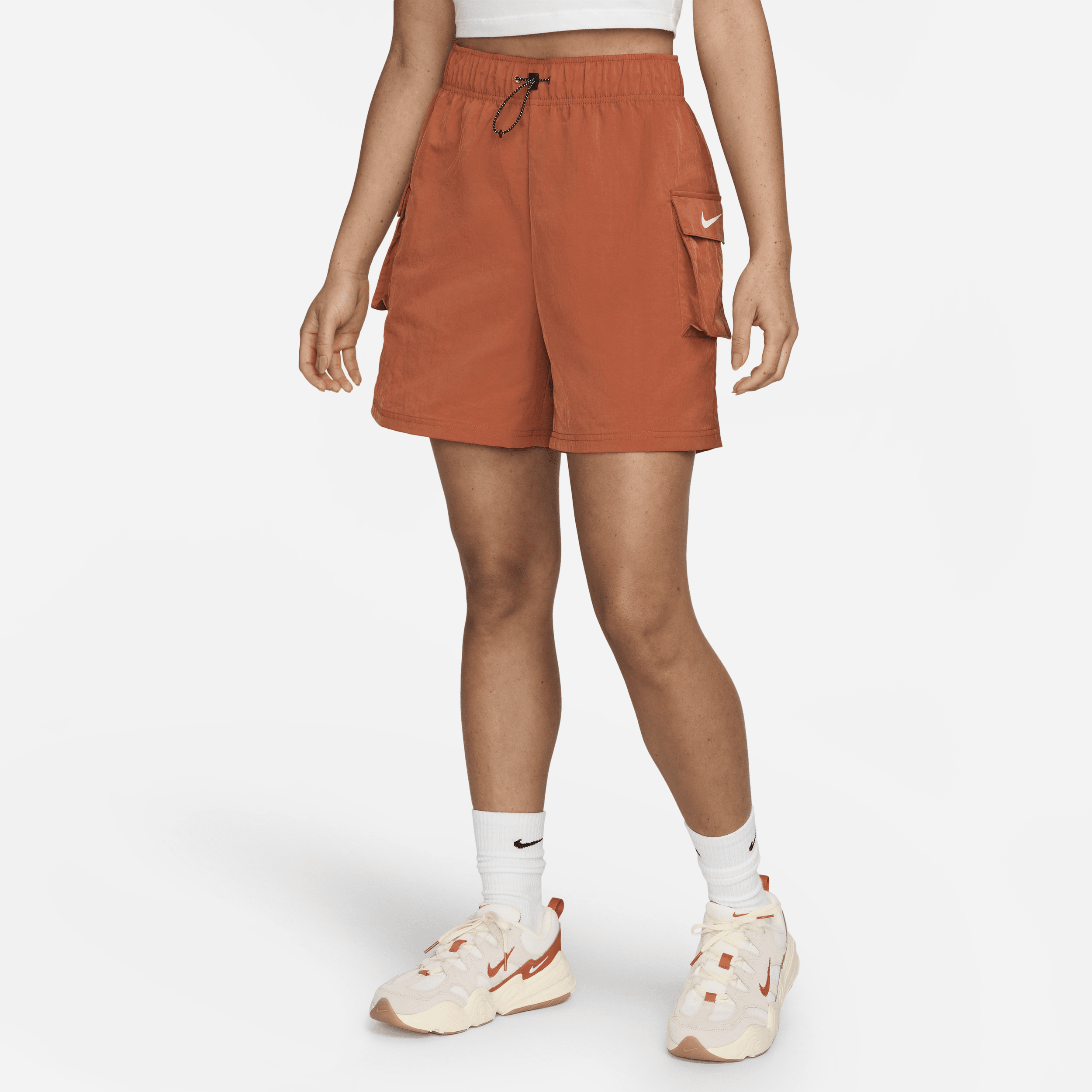 Shorts a vita alta in tessuto Nike Sportswear Essential - Donna - Arancione