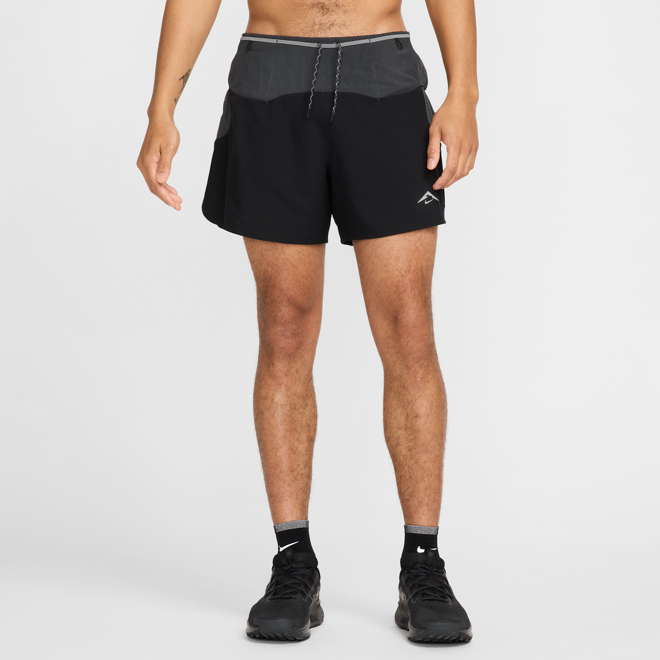 Nike Trail Second Sunrise Pantalón corto de running Dri-FIT ADV con malla interior de 13 cm - Hombre - Negro