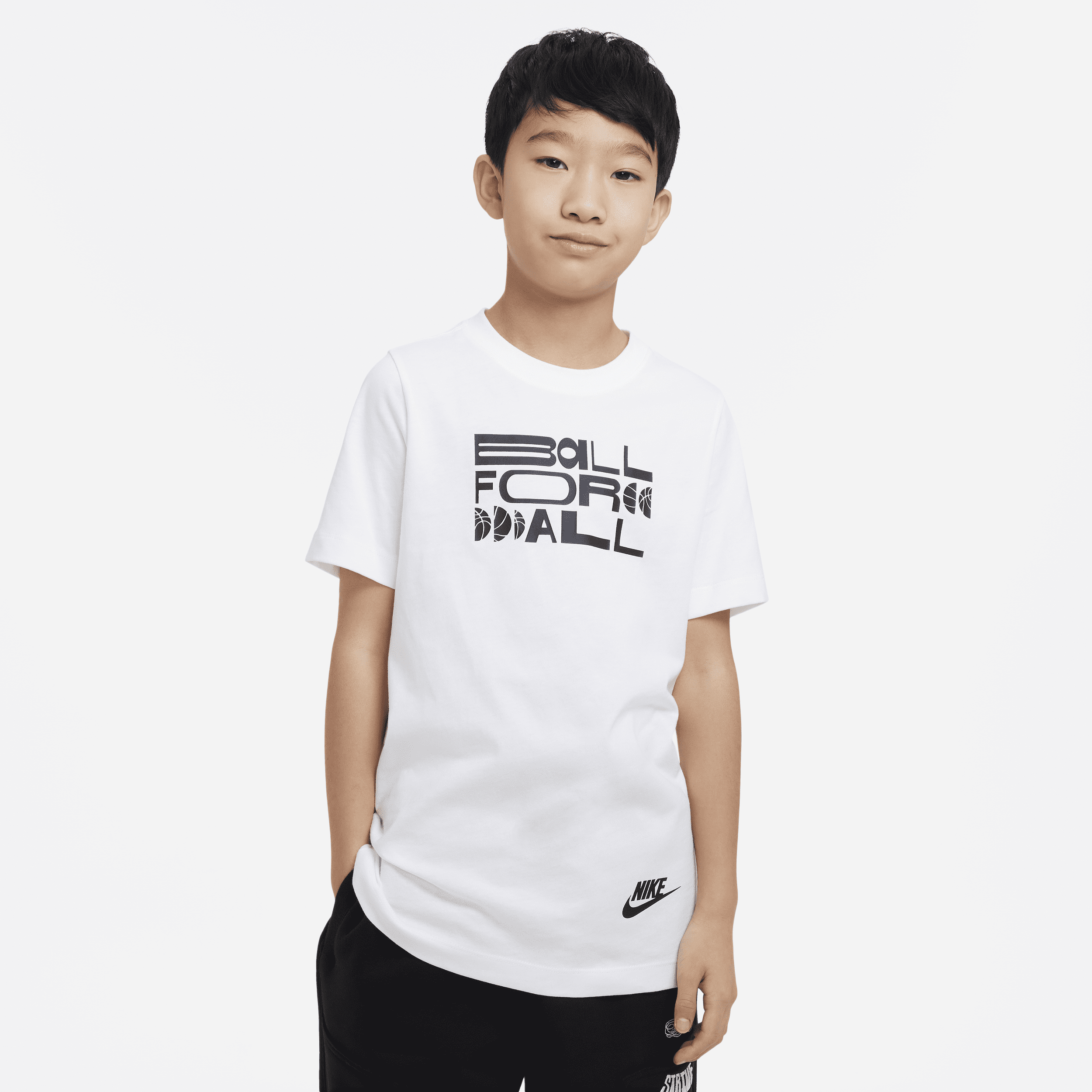 【ナイキ(NIKE)公式ストア】ナイキ スポーツウェア ジュニア (ボーイズ) Tシャツ DX9500-100 ホワイト 【ナイキ(NIKE)公式ストア】ナイキ スポーツウェア ジュニア (ボーイズ) Tシャツ DX9500-100 ホワイト