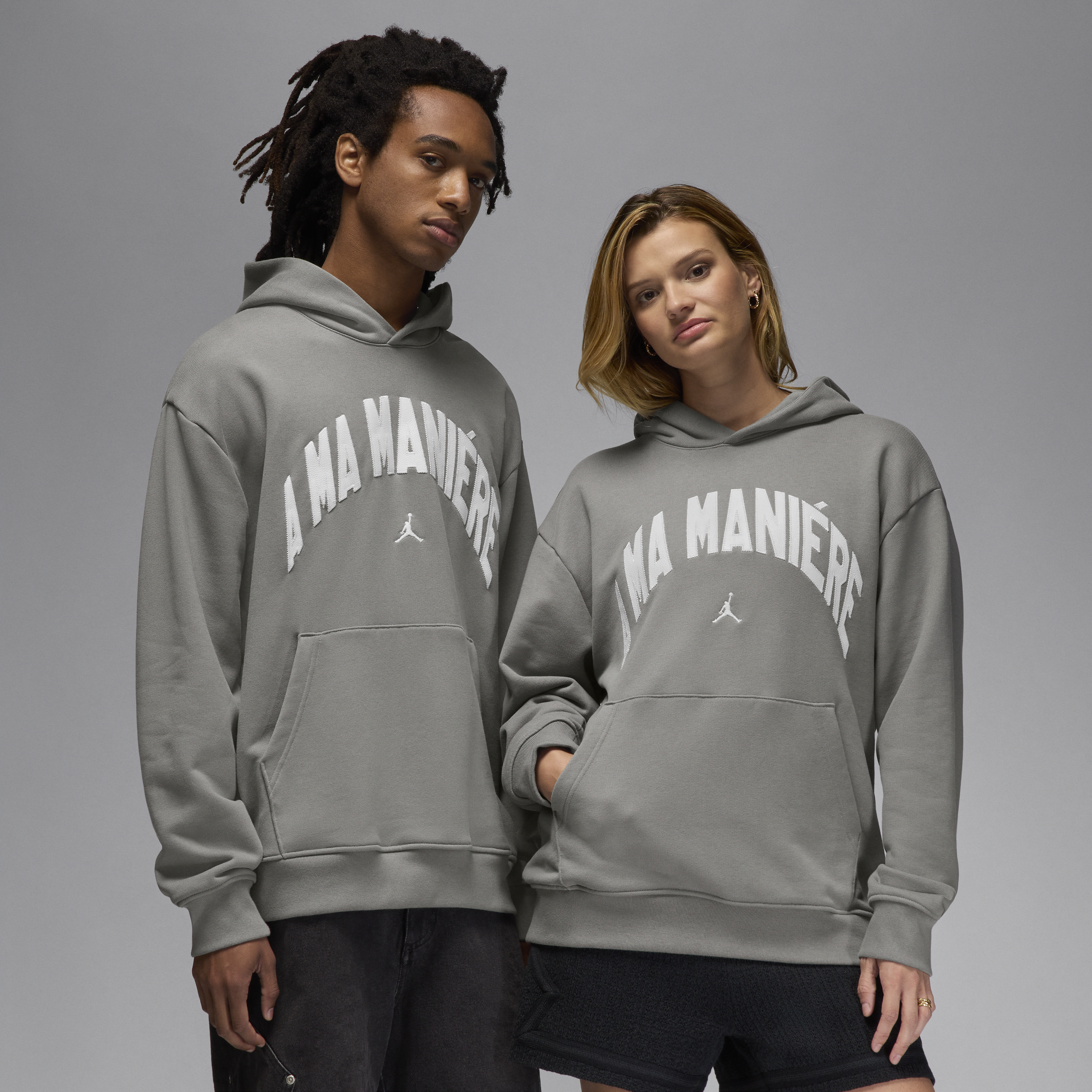 【ナイキ(NIKE)公式ストア】ジョーダン x ア マ マニエール メンズ パーカー HF0540-029 グレー 【ナイキ(NIKE)公式ストア】ジョーダン x ア マ マニエール メンズ パーカー HF0540-029 グレー