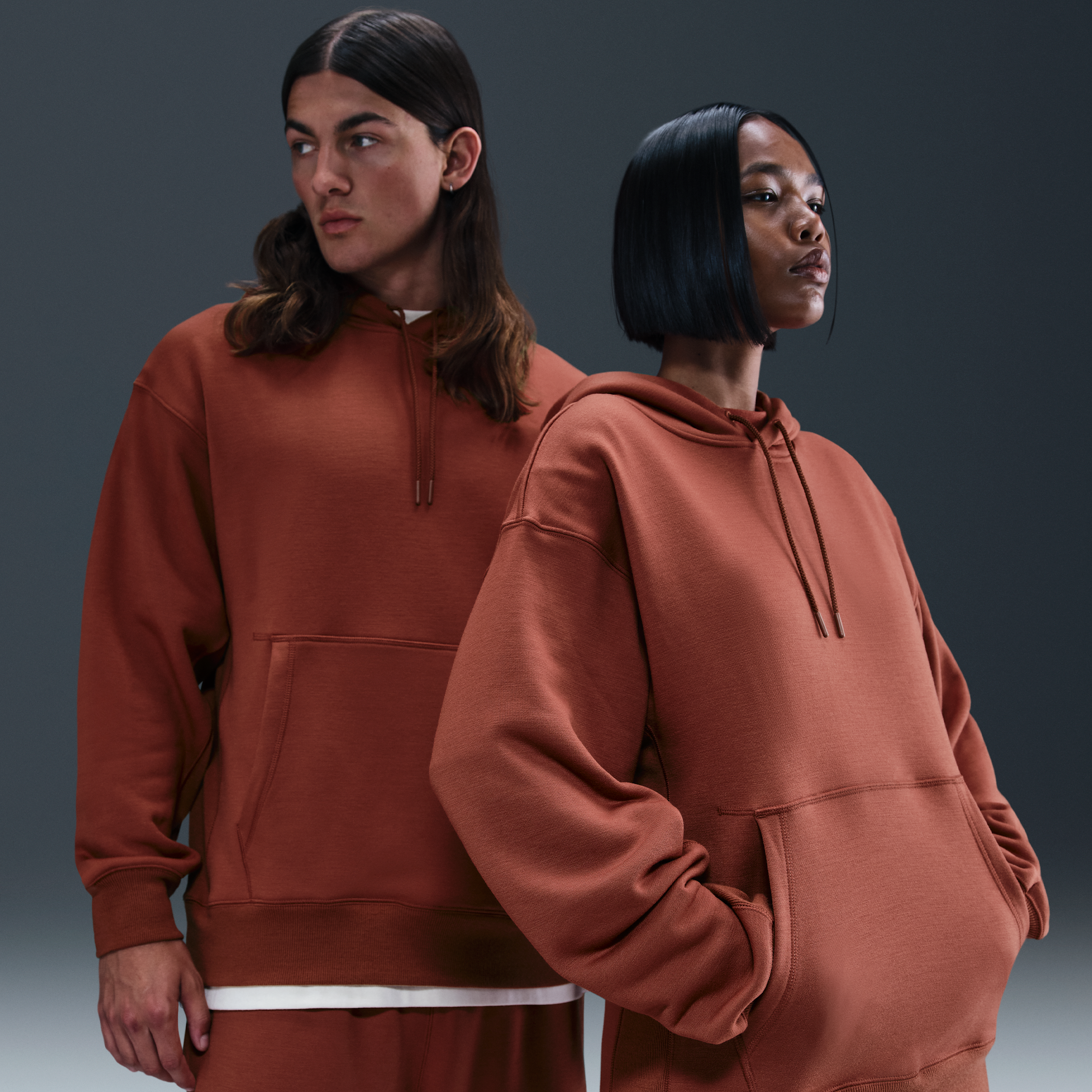 【ナイキ(NIKE)公式ストア】ナイキ ウール クラシック パーカー FV4878-641 レッド 【ナイキ(NIKE)公式ストア】ナイキ ウール クラシック パーカー FV4878-641 レッド