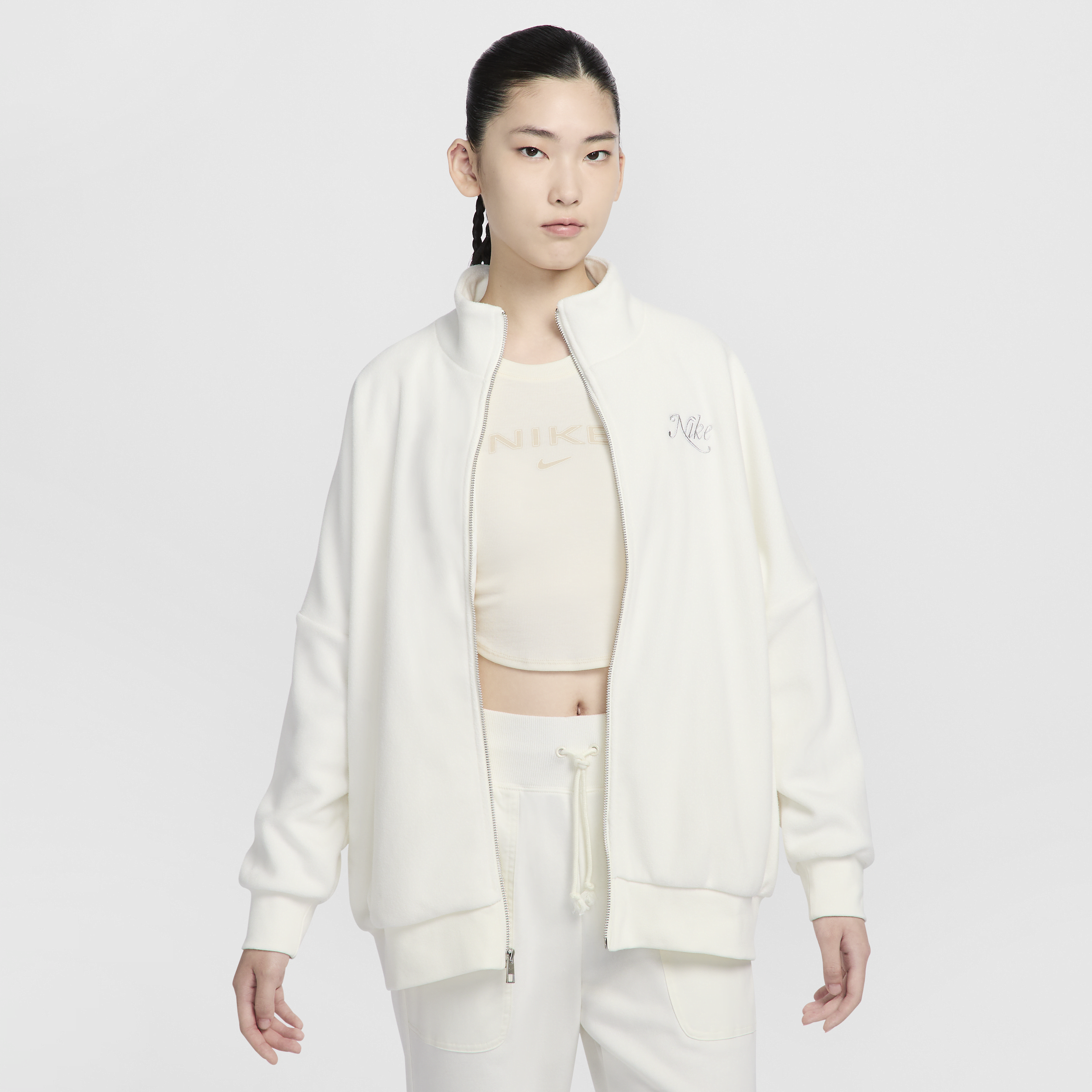 【ナイキ(NIKE)公式ストア】ナイキ スポーツウェア ウィメンズ トラックジャケット HQ7977-133 ホワイト 【ナイキ(NIKE)公式ストア】ナイキ スポーツウェア ウィメンズ トラックジャケット HQ7977-133 ホワイト