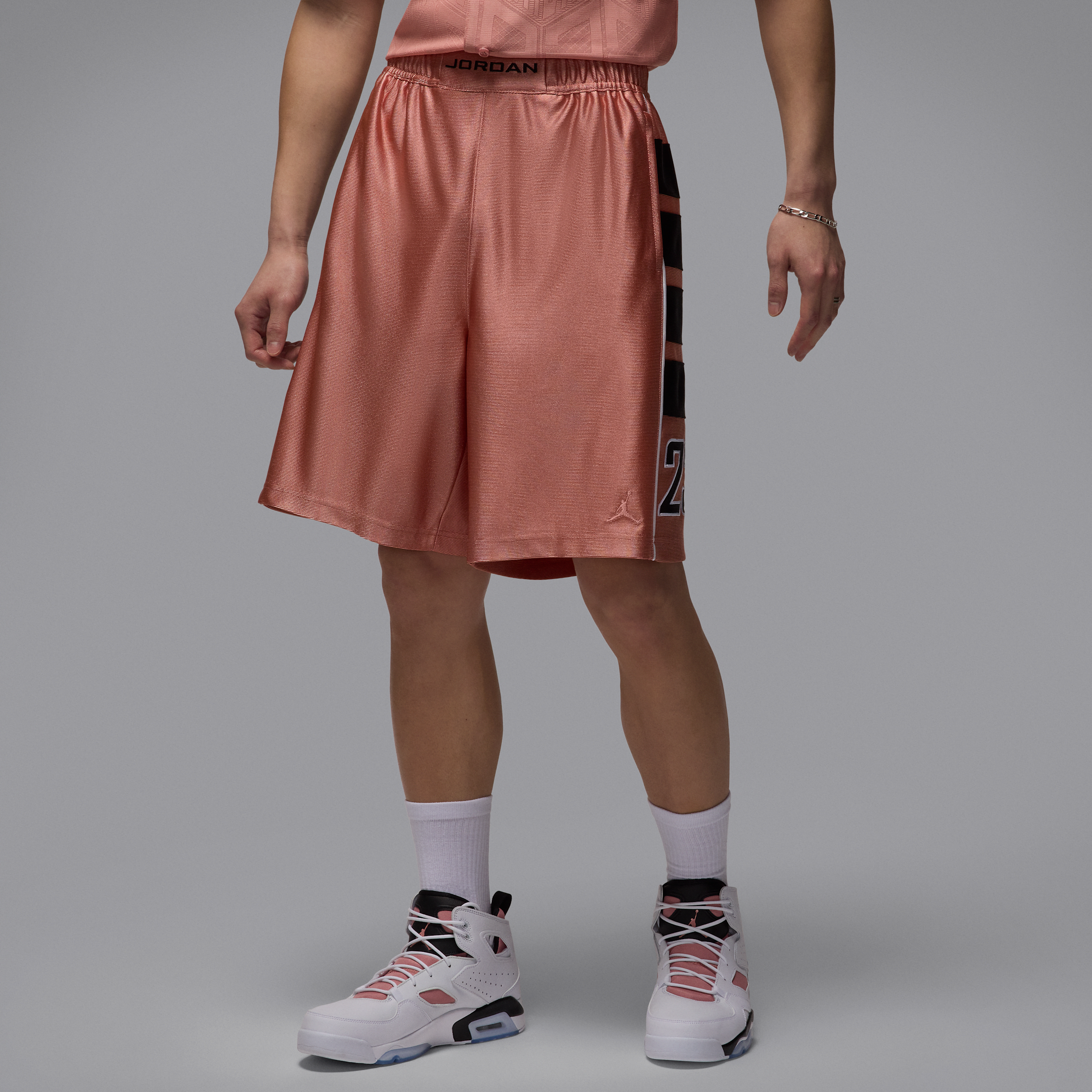 【ナイキ(NIKE)公式ストア】ジョーダン ブルックリン キャット スクラッチ メンズ ショートパンツ HV0560-685 ピンク 【ナイキ(NIKE)公式ストア】ジョーダン ブルックリン キャット スクラッチ メンズ ショートパンツ HV0560-685 ピンク