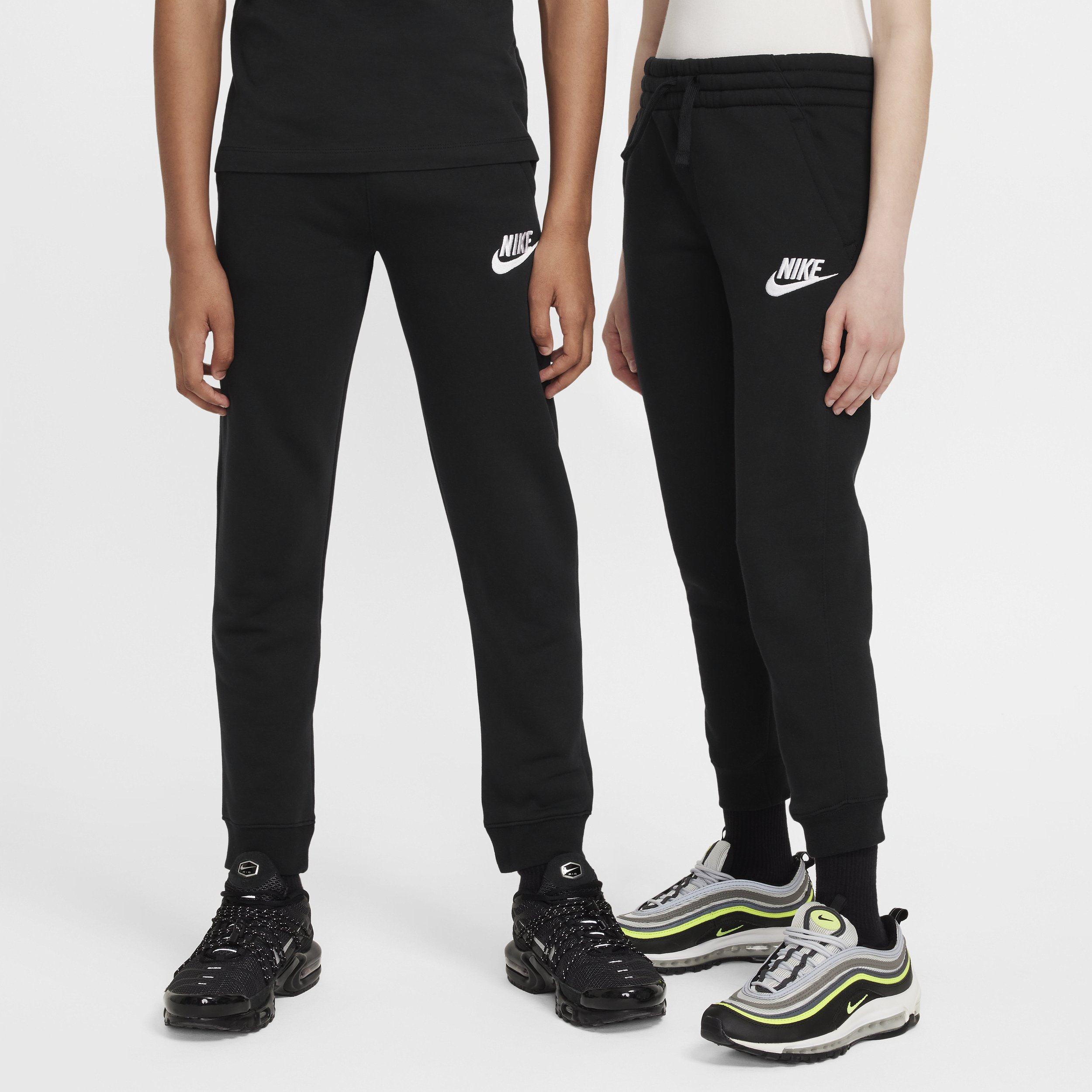 【ナイキ(NIKE)公式ストア】ナイキ スポーツウェア クラブ フリース ジュニアパンツ CI2911-010 ブラック 【ナイキ(NIKE)公式ストア】ナイキ スポーツウェア クラブ フリース ジュニアパンツ CI2911-010 ブラック