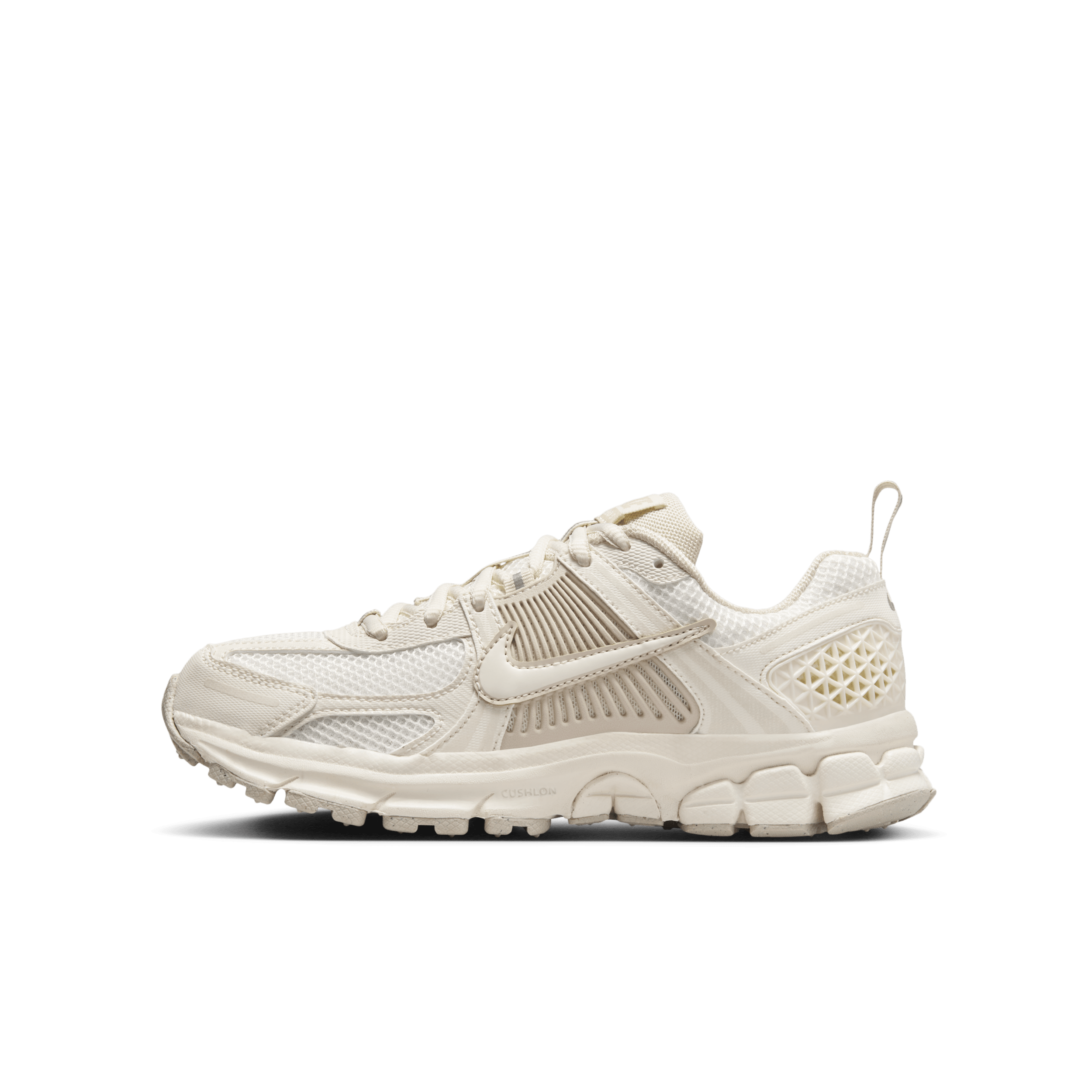 【ナイキ(NIKE)公式ストア】ナイキ ボメロ 5 ジュニアシューズ HF6998-101 ブラウン 【ナイキ(NIKE)公式ストア】ナイキ ボメロ 5 ジュニアシューズ HF6998-101 ブラウン