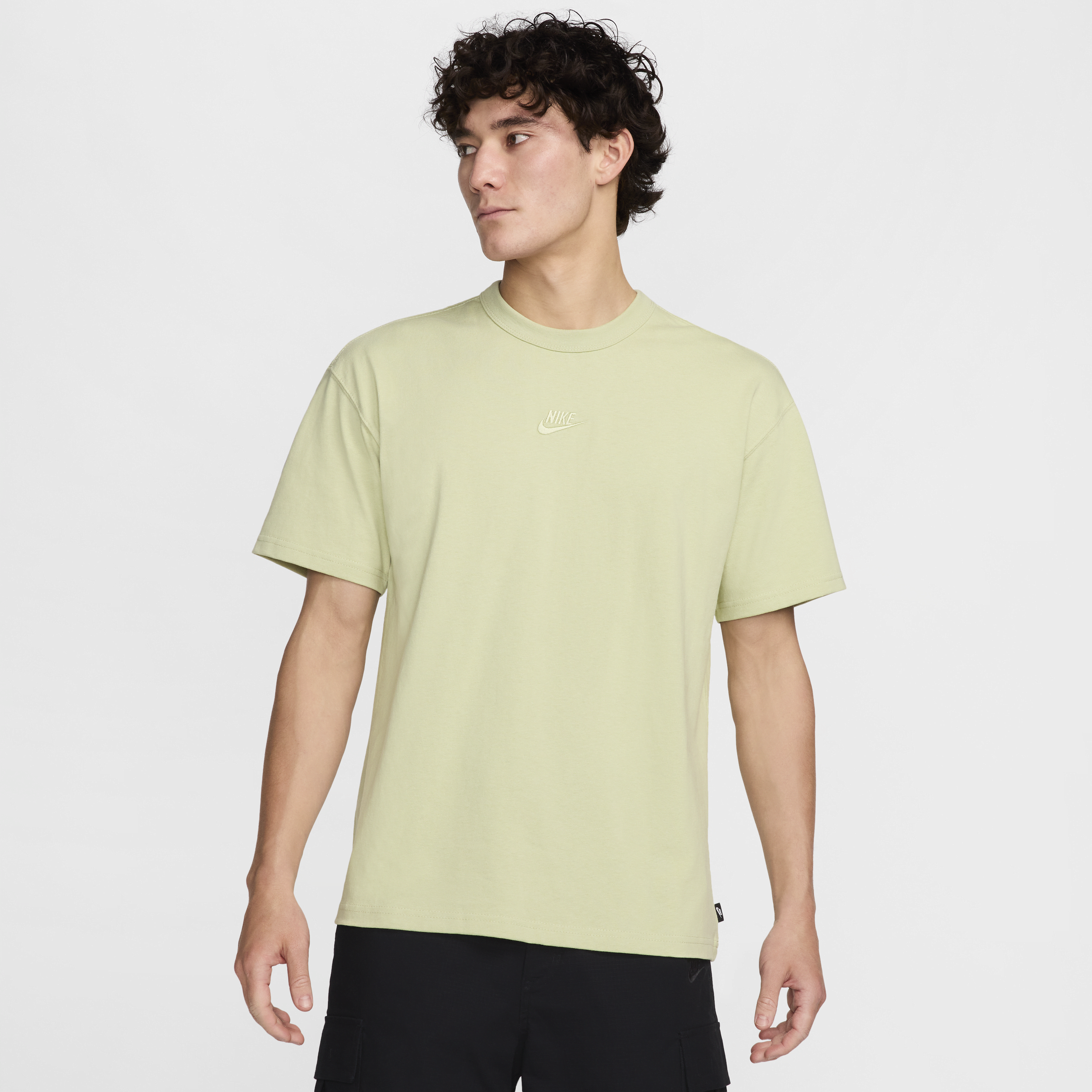 【ナイキ(NIKE)公式ストア】ナイキ スポーツウェア プレミアム エッセンシャル メンズ Tシャツ DO7393-371 グリーン 【ナイキ(NIKE)公式ストア】ナイキ スポーツウェア プレミアム エッセンシャル メンズ Tシャツ DO7393-371 グリーン