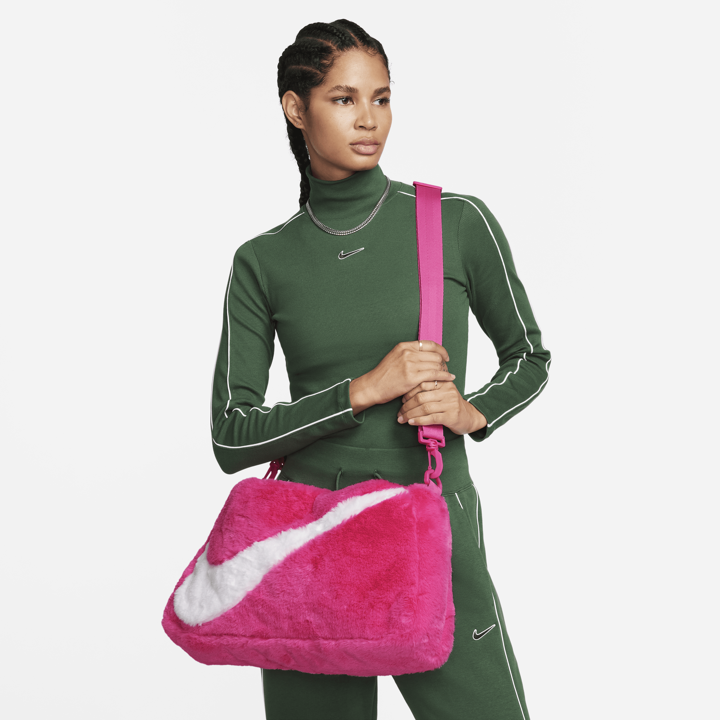 Nike Sportswear-mulepose i imiteret pels (10 liter) - Pink