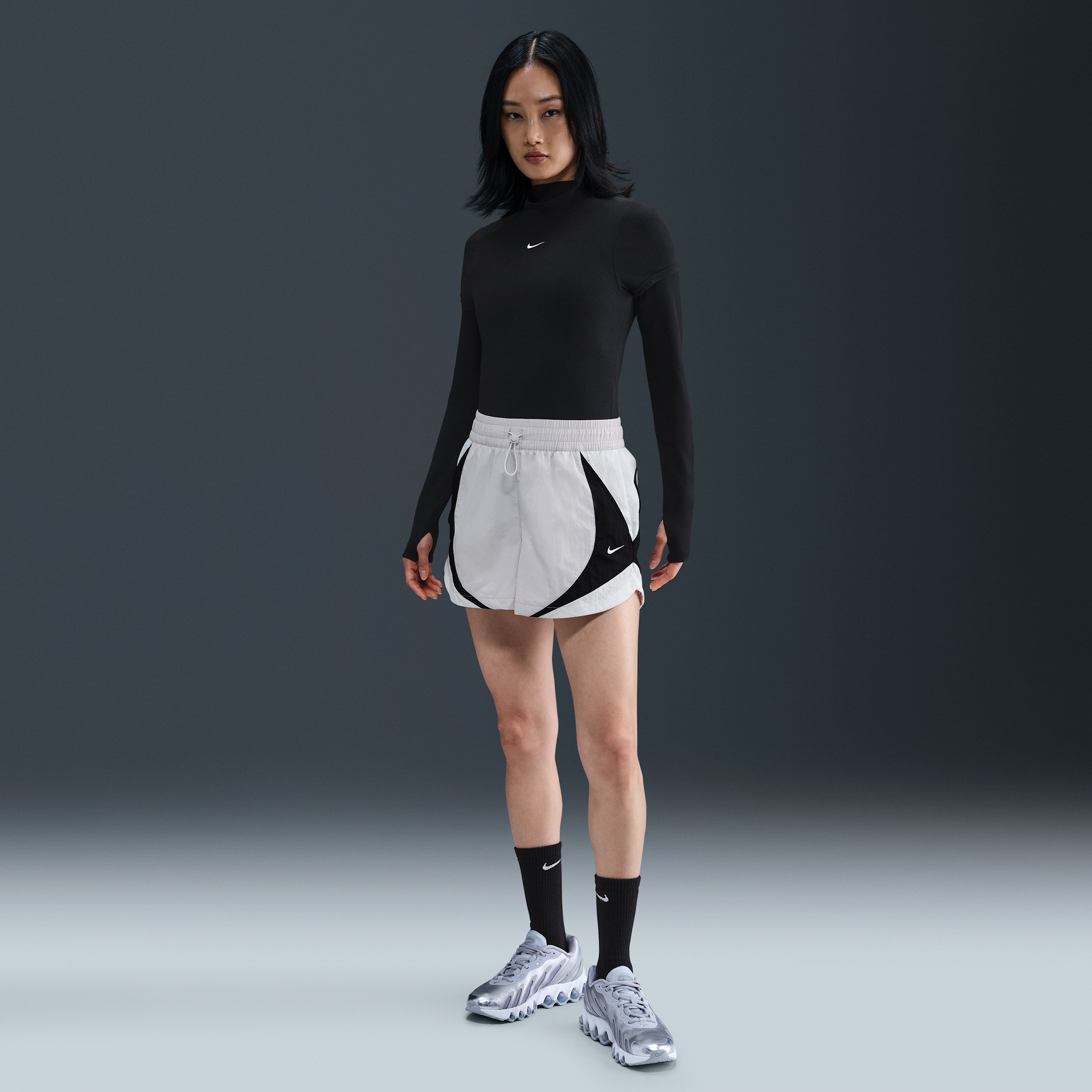 【ナイキ(NIKE)公式ストア】ナイキ スポーツウェア ウィメンズ ミッドライズ ルーズ 8cm トラックショートパンツ HV4032-078 グレー 【ナイキ(NIKE)公式ストア】ナイキ スポーツウェア ウィメンズ ミッドライズ ルーズ 8cm トラックショートパンツ HV4032-078 グレー