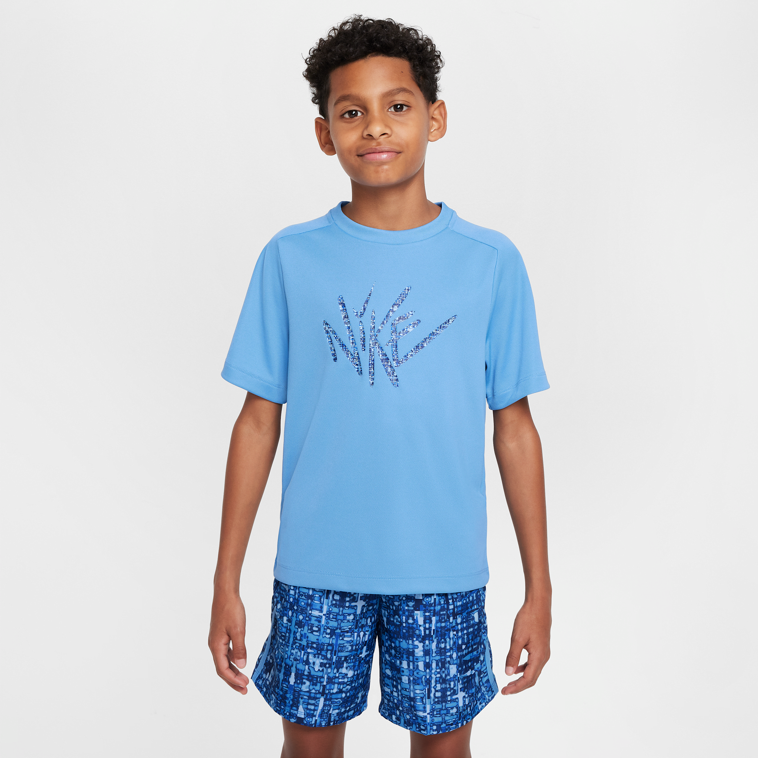 【ナイキ(NIKE)公式ストア】ナイキ マルチ ジュニア (ボーイズ) Dri-FIT ショートスリーブ トップ HJ3768-489 ブルー 【ナイキ(NIKE)公式ストア】ナイキ マルチ ジュニア (ボーイズ) Dri-FIT ショートスリーブ トップ HJ3768-489 ブルー