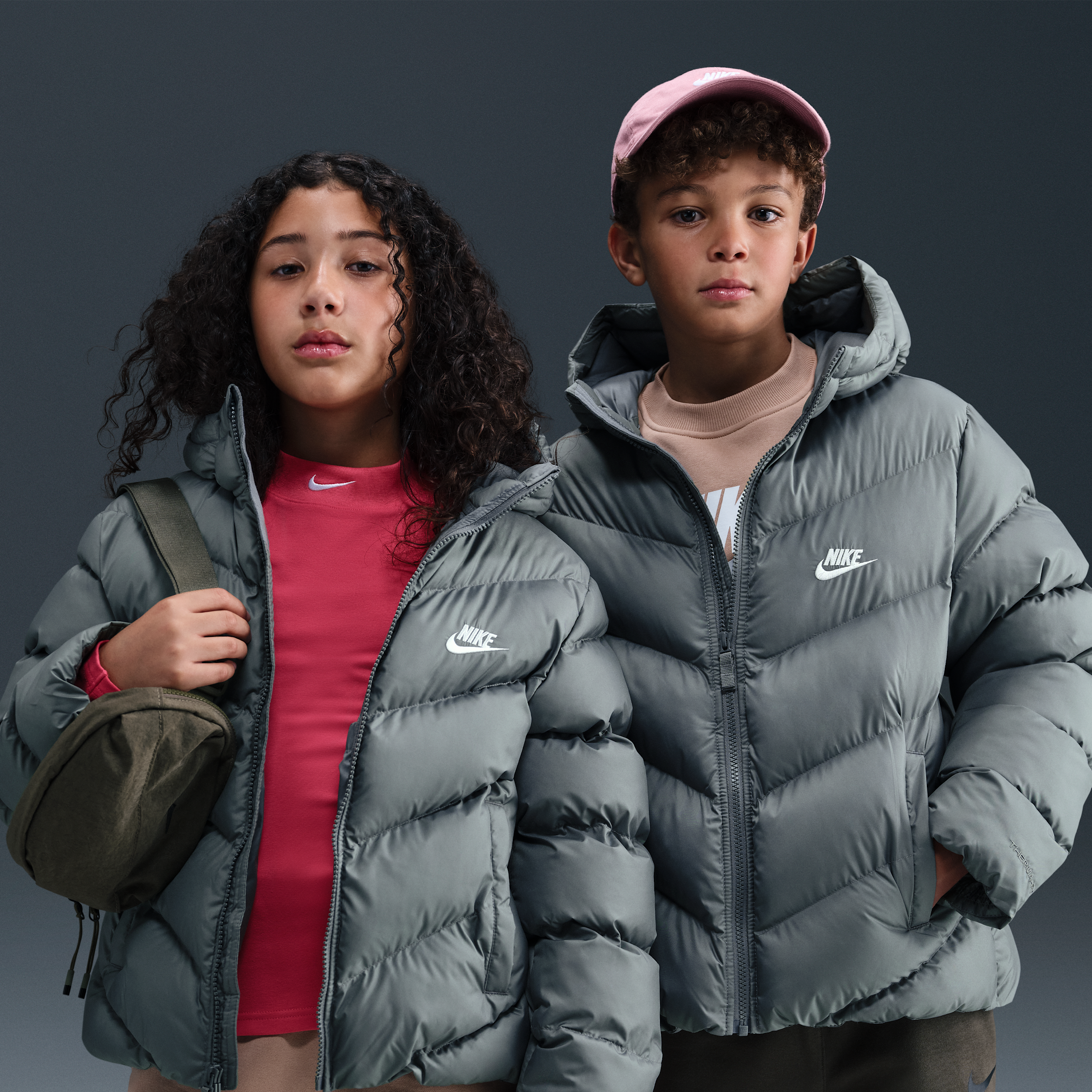 Giacca puffer loose fit Therma-FIT Nike All Day Play – Ragazzo/a - Grigio