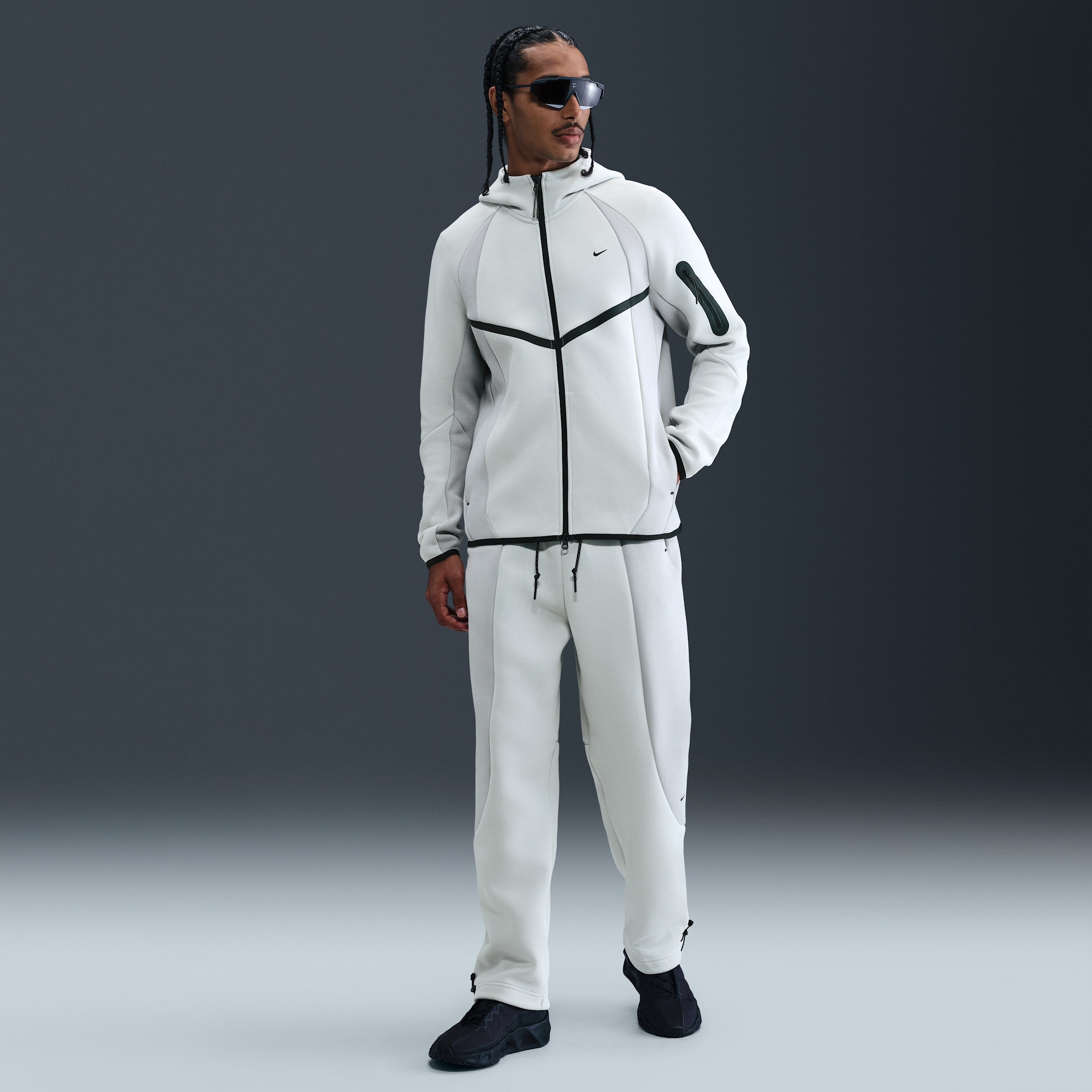 新品未使用 セットアップ NIKETECH COLOR BLOCK Ｌ image.png