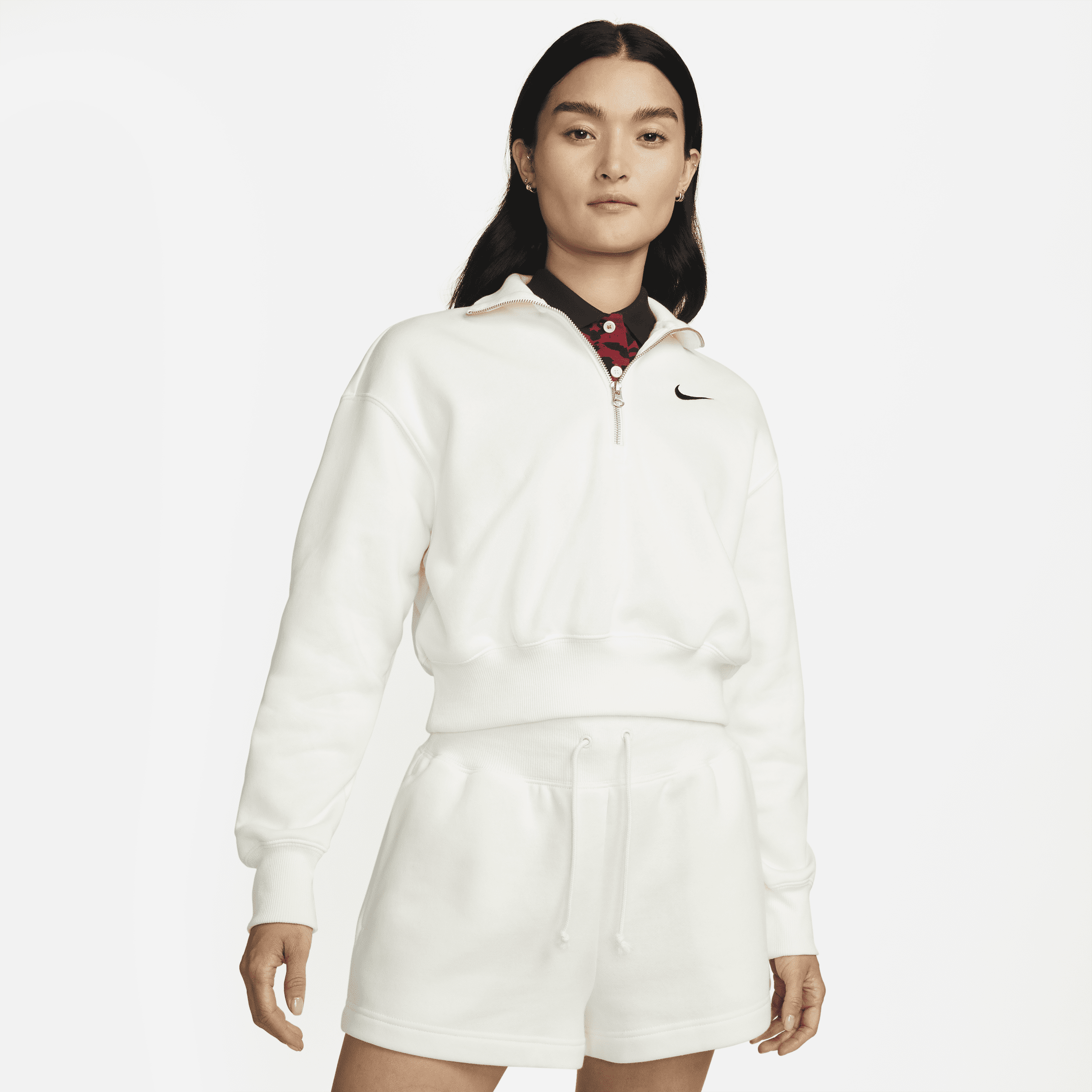 【ナイキ(NIKE)公式ストア】ナイキ スポーツウェア フェニックス フリース ウィメンズ オーバーサイズド 1/2ジップ クロップ スウェットシャツ DQ5768-133 ホワイト 【ナイキ(NIKE)公式ストア】ナイキ スポーツウェア フェニックス フリース ウィメンズ オーバーサイズド 1/2ジップ クロップ スウェットシャツ DQ5768-133 ホワイト