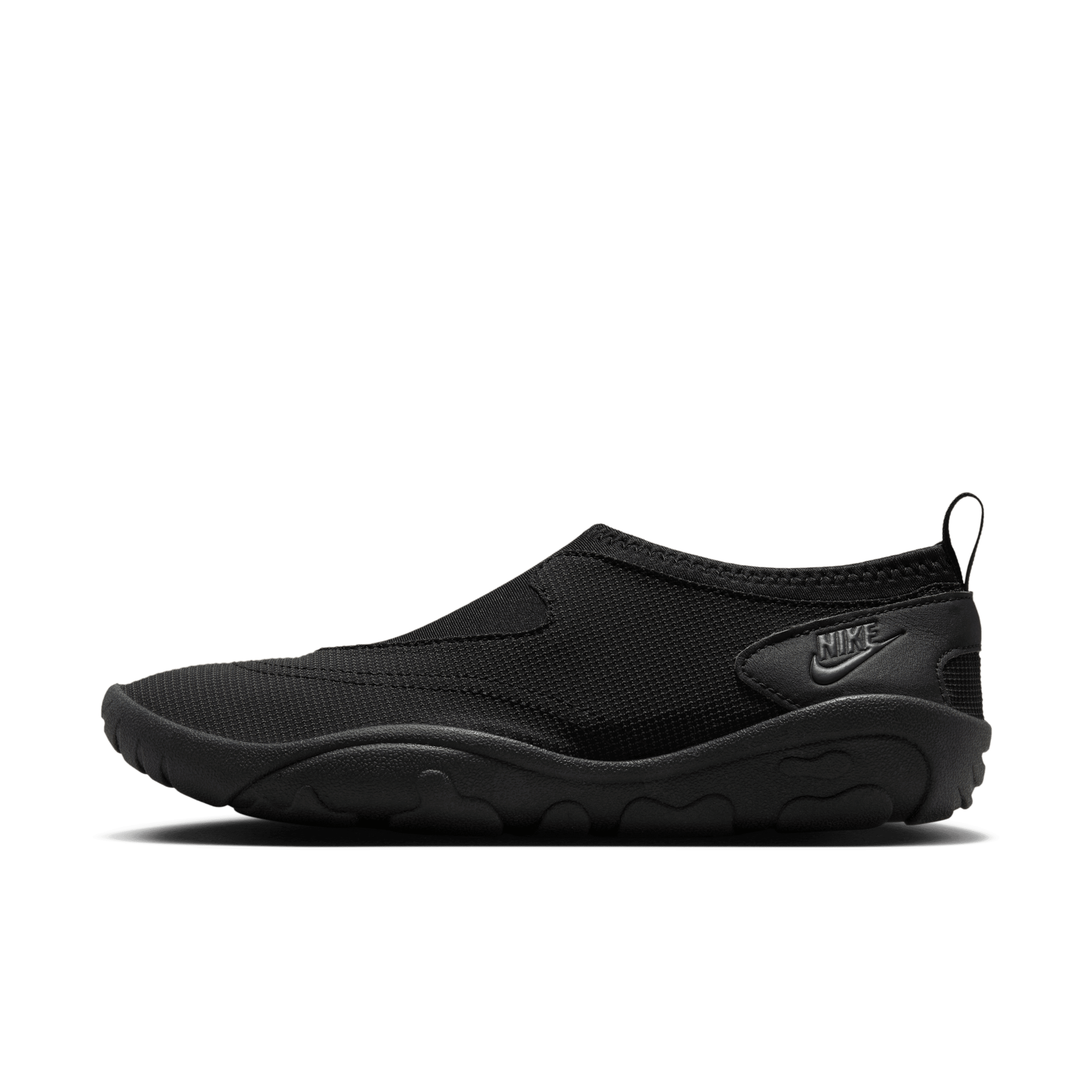 【ナイキ(NIKE)公式ストア】ナイキ アクア ターフ ウィメンズシューズ FZ5628-001 ブラック 【ナイキ(NIKE)公式ストア】ナイキ アクア ターフ ウィメンズシューズ FZ5628-001 ブラック