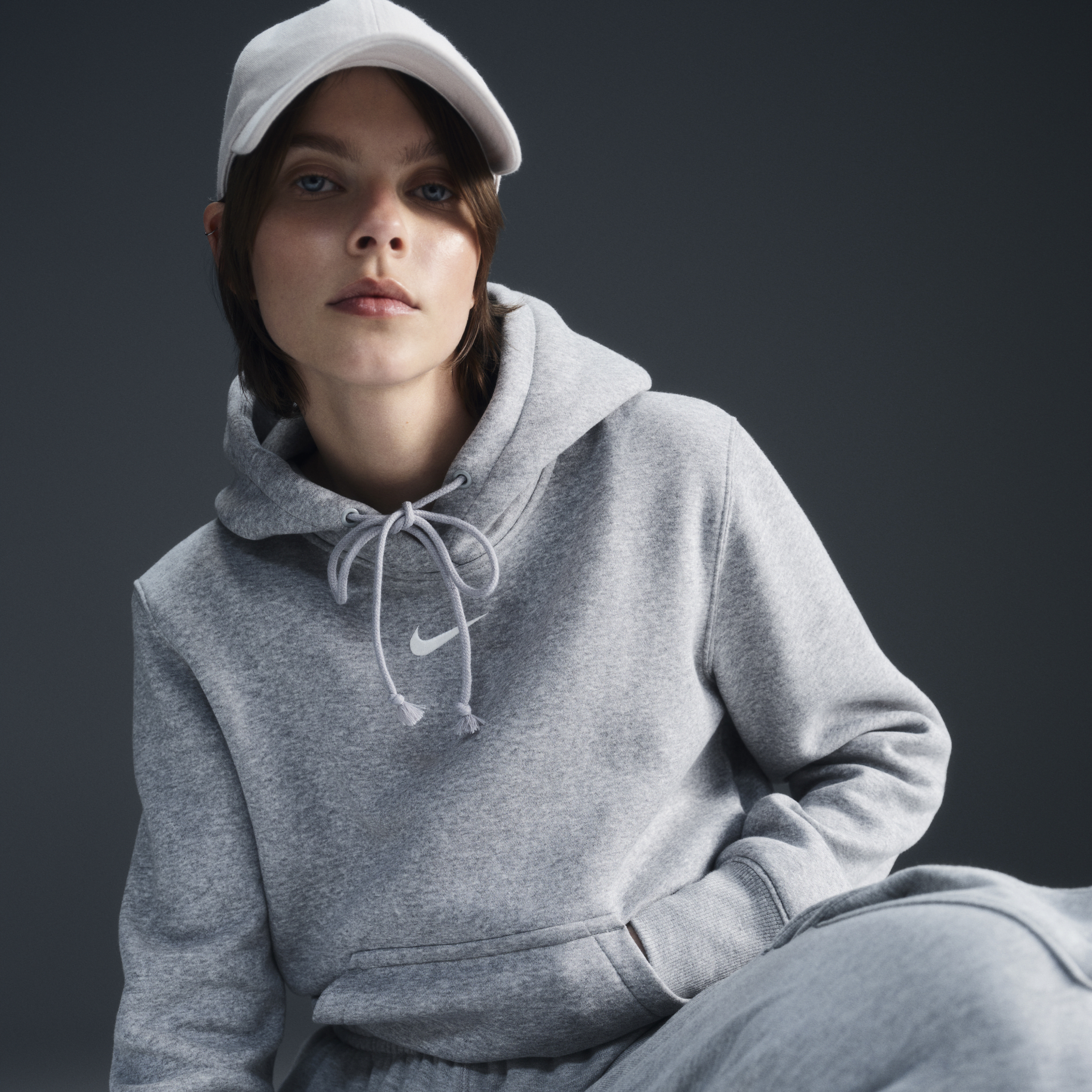 Felpa pullover con cappuccio Nike Phoenix Fleece – Donna - Grigio