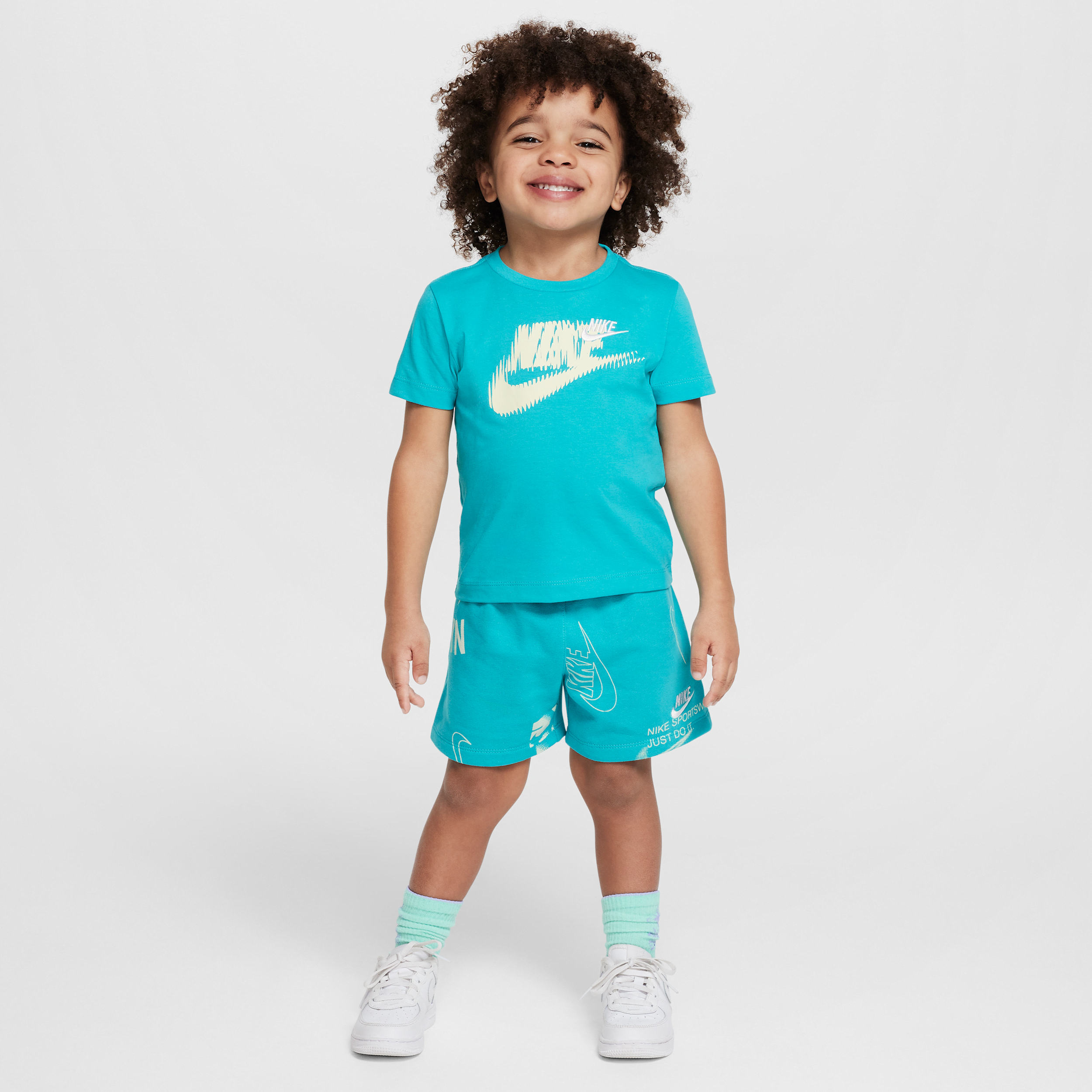 【ナイキ(NIKE)公式ストア】ナイキ ベビー エナジー ツーピース ショートパンツ セットアップ II3535-345 グリーン 【ナイキ(NIKE)公式ストア】ナイキ ベビー エナジー ツーピース ショートパンツ セットアップ II3535-345 グリーン