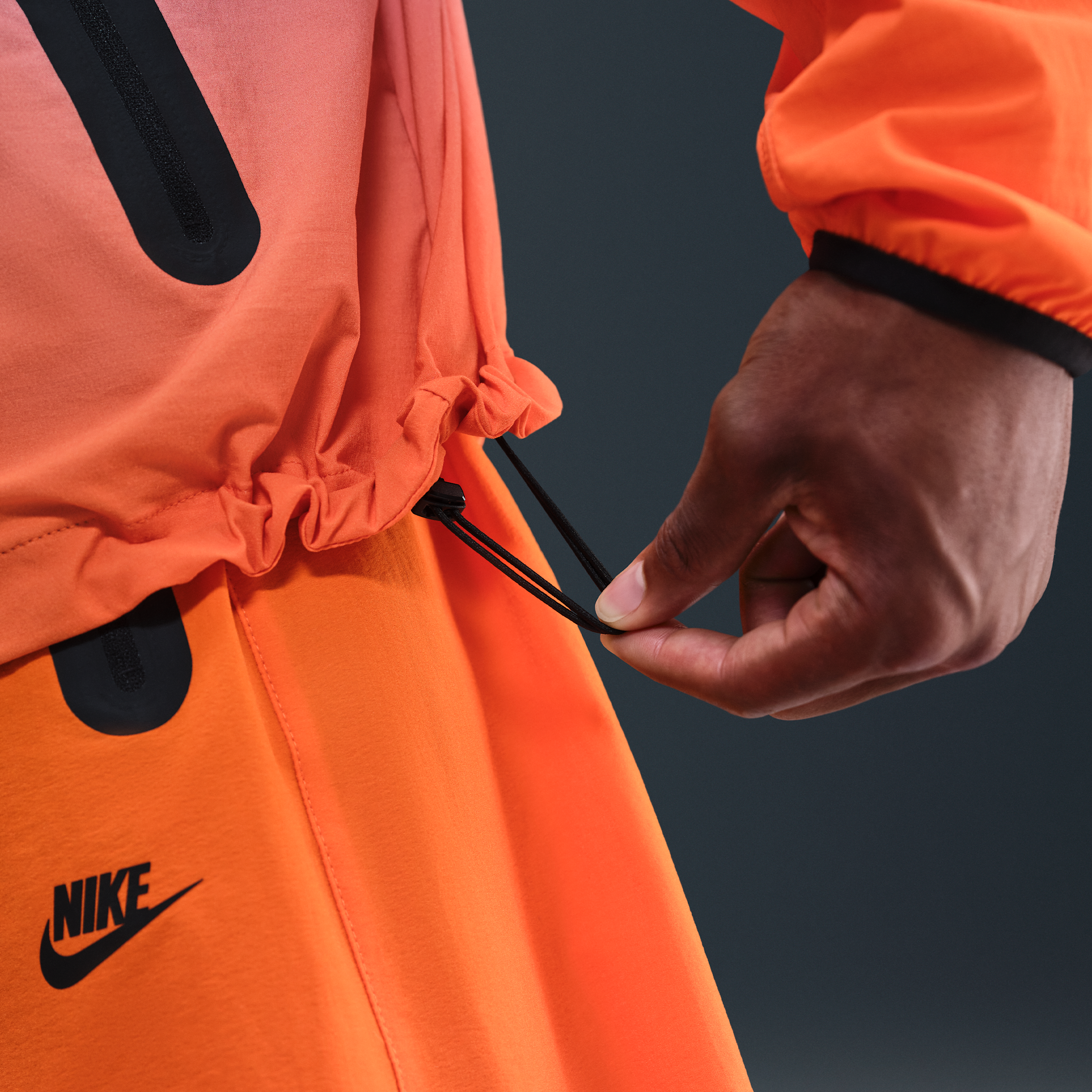 Nike Tech Men's Woven Full-Zip Jacket - Blue - Nylon/Elastane