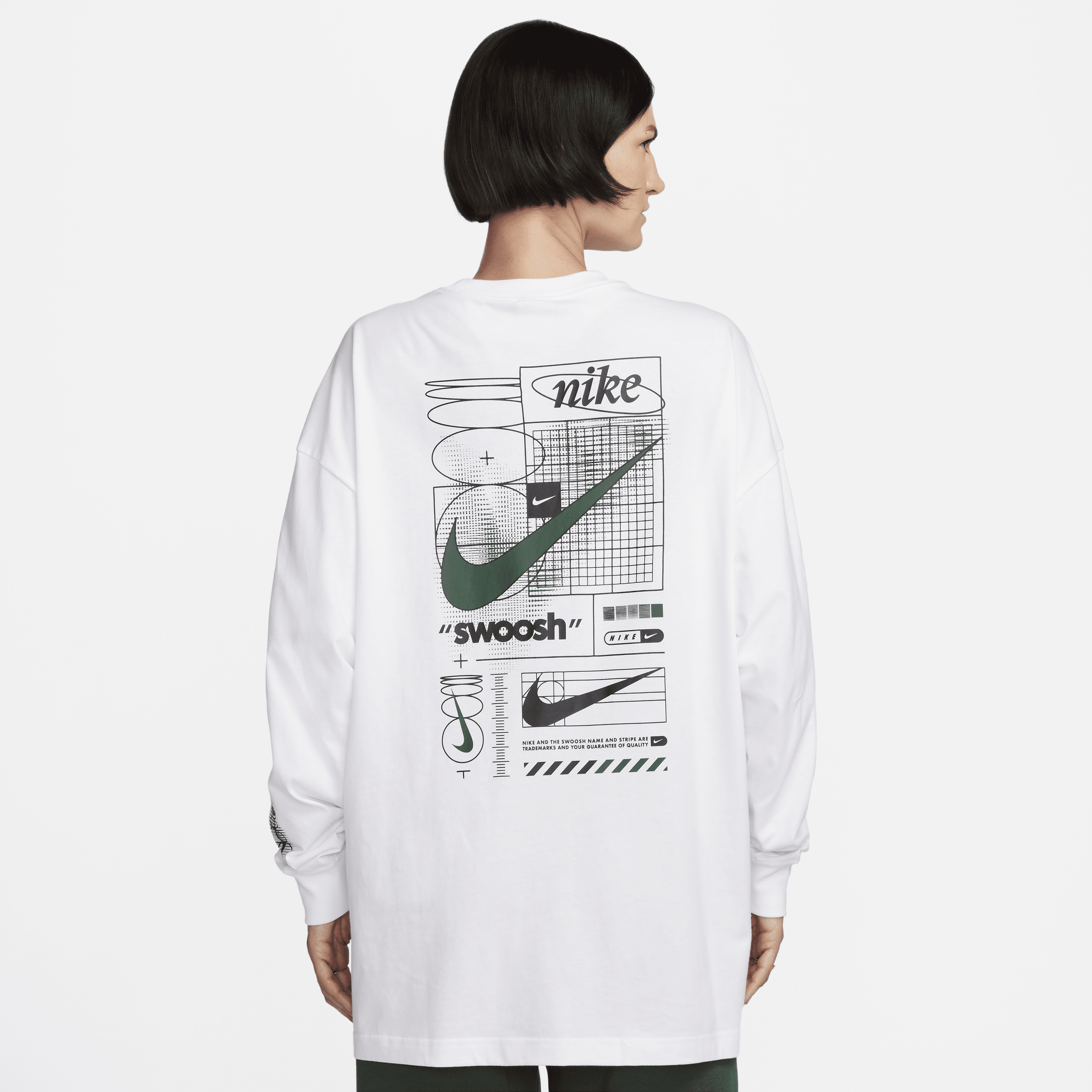 Langærmet Nike Sportswear-T-shirt til kvinder - hvid