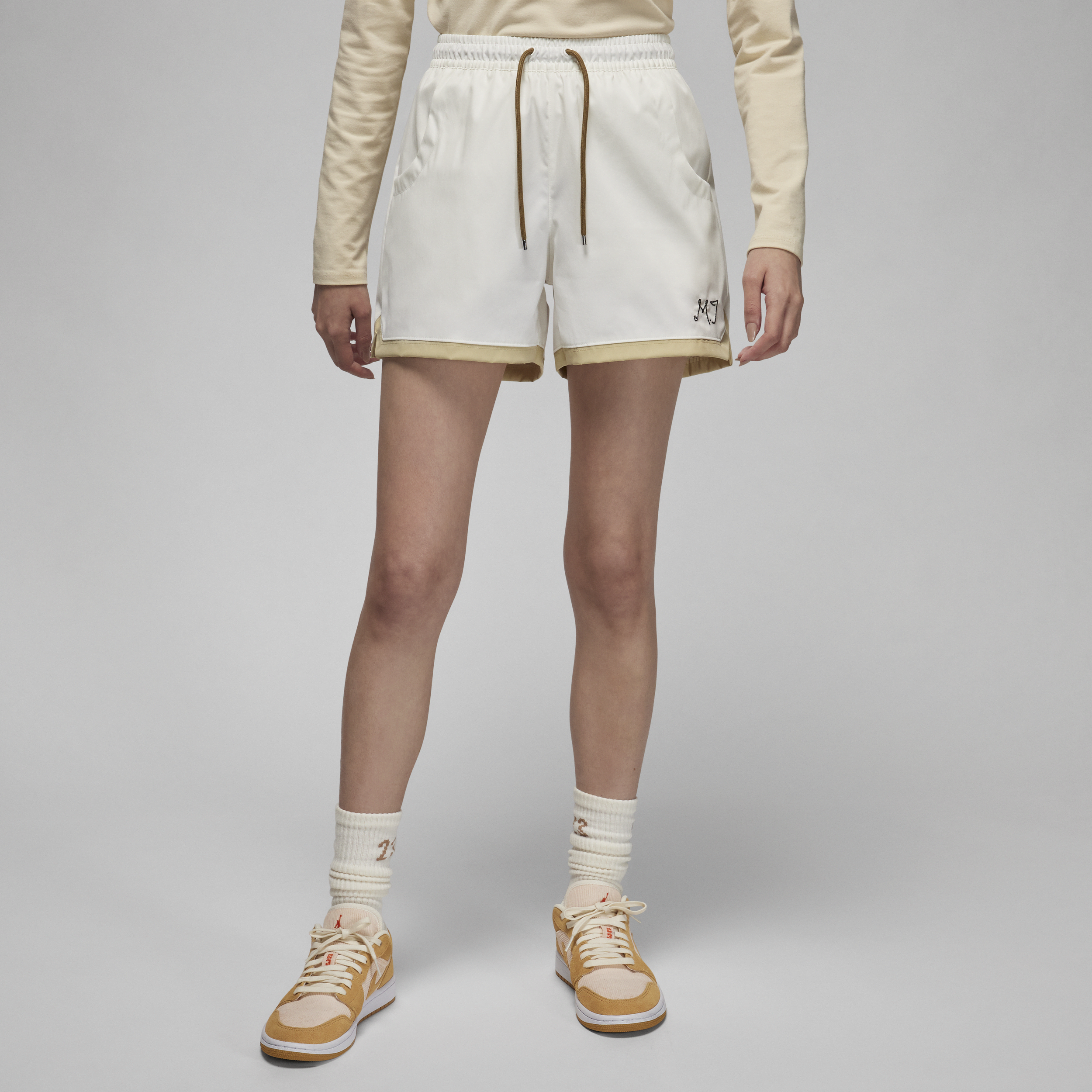 Nike Shorts in tessuto Jordan – Donna - Bianco
