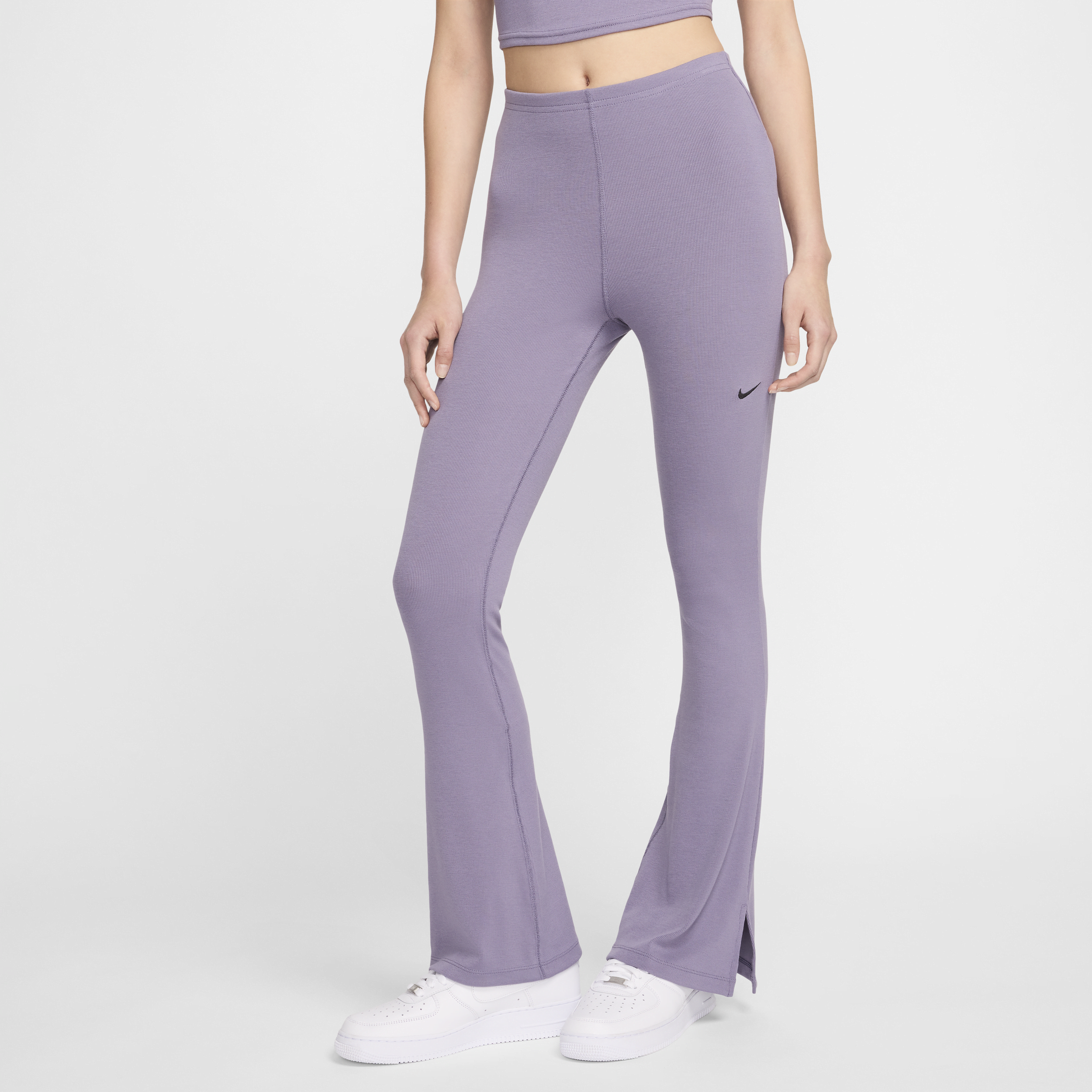 【ナイキ(NIKE)公式ストア】ナイキ スポーツウェア チル ニット ウィメンズ タイト ミニリブ フレアード レギンス FQ2114-509 パープル 【ナイキ(NIKE)公式ストア】ナイキ スポーツウェア チル ニット ウィメンズ タイト ミニリブ フレアード レギンス FQ2114-509 パープル