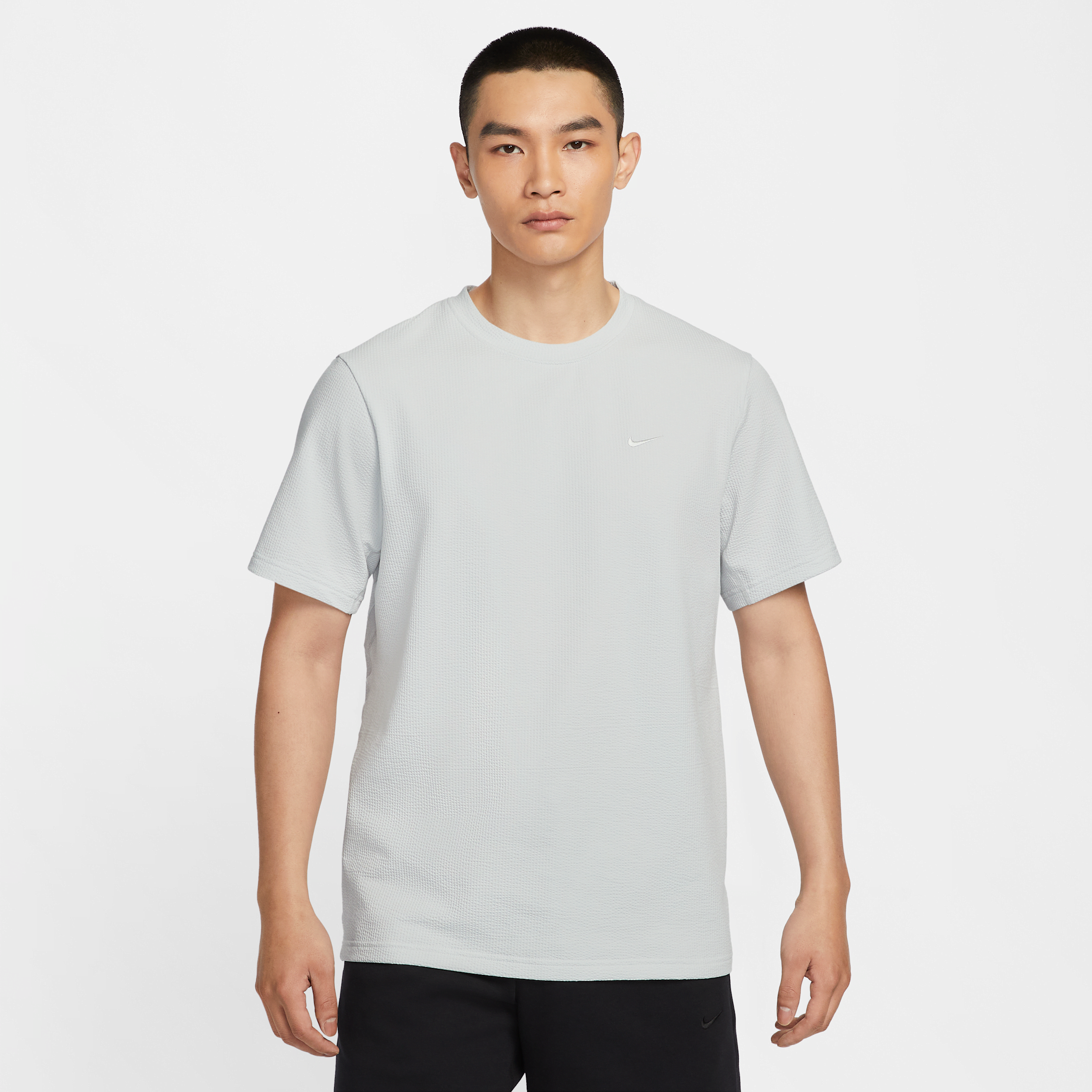 【ナイキ(NIKE)公式ストア】ナイキ プライマリー メンズ Dri-FIT ショートスリーブ バーサタイル トップ HJ4044-025 グレー 【ナイキ(NIKE)公式ストア】ナイキ プライマリー メンズ Dri-FIT ショートスリーブ バーサタイル トップ HJ4044-025 グレー