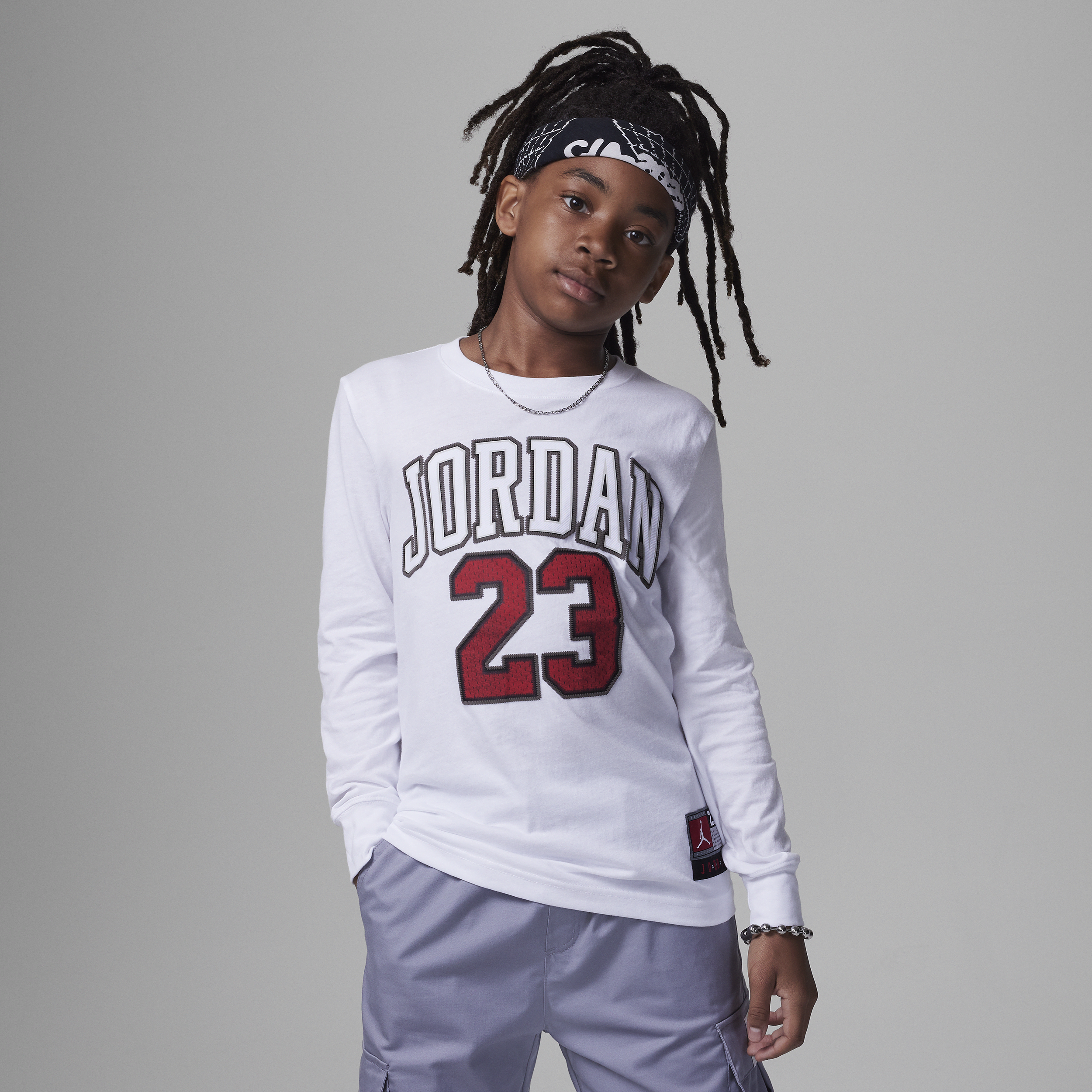 【ナイキ(NIKE)公式ストア】ジョーダン プラクティス フライト ロングスリーブ Tシャツ ジュニア Tシャツ FV2490-100 ホワイト 【ナイキ(NIKE)公式ストア】ジョーダン プラクティス フライト ロングスリーブ Tシャツ ジュニア Tシャツ FV2490-100 ホワイト