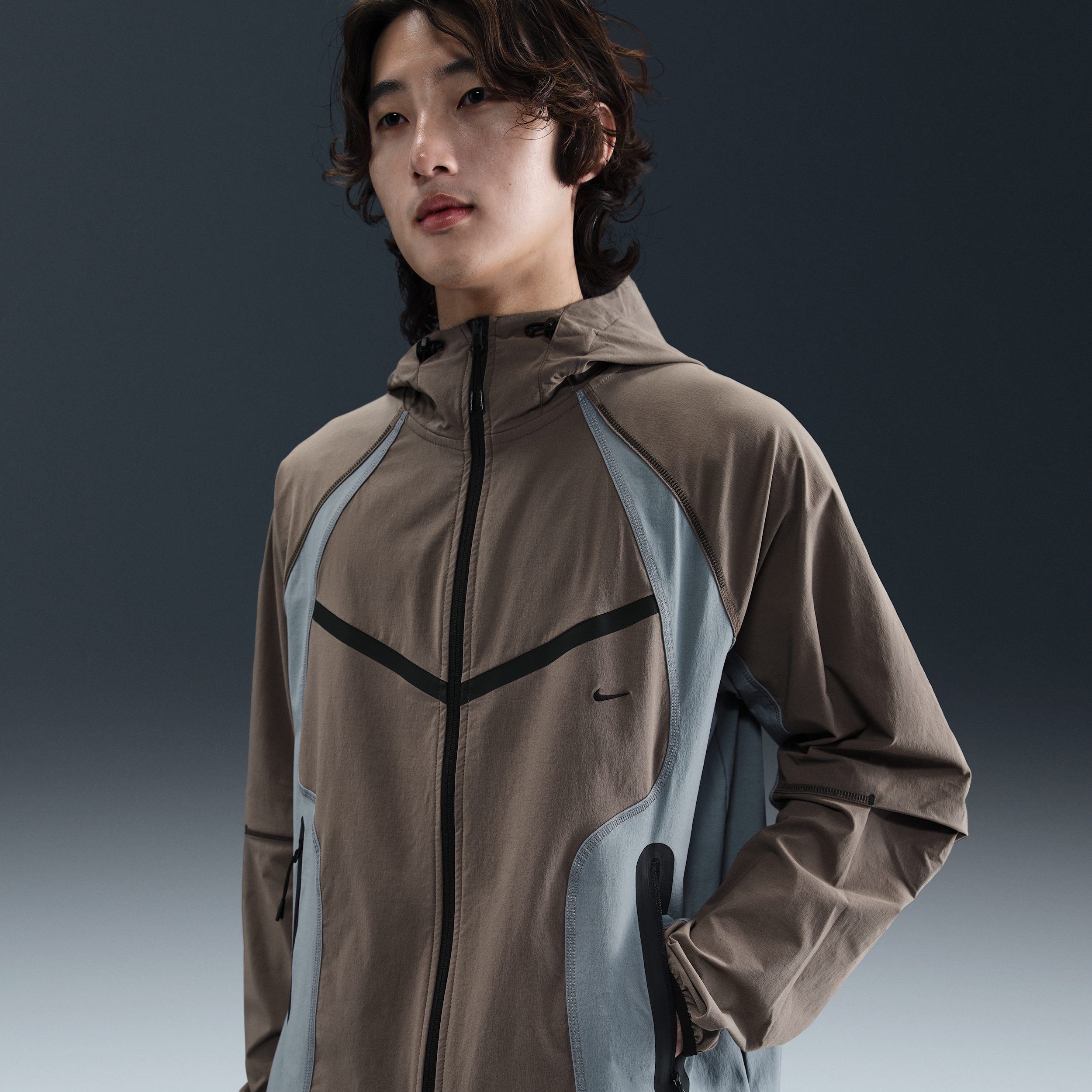 【ナイキ(NIKE)公式ストア】ナイキ テック メンズ Dri-FIT ウーブン カラーブロック ルーズ オーバーサイズド ジャケット IH8462-289 グレー 【ナイキ(NIKE)公式ストア】ナイキ テック メンズ Dri-FIT ウーブン カラーブロック ルーズ オーバーサイズド ジャケット IH8462-289 グレー