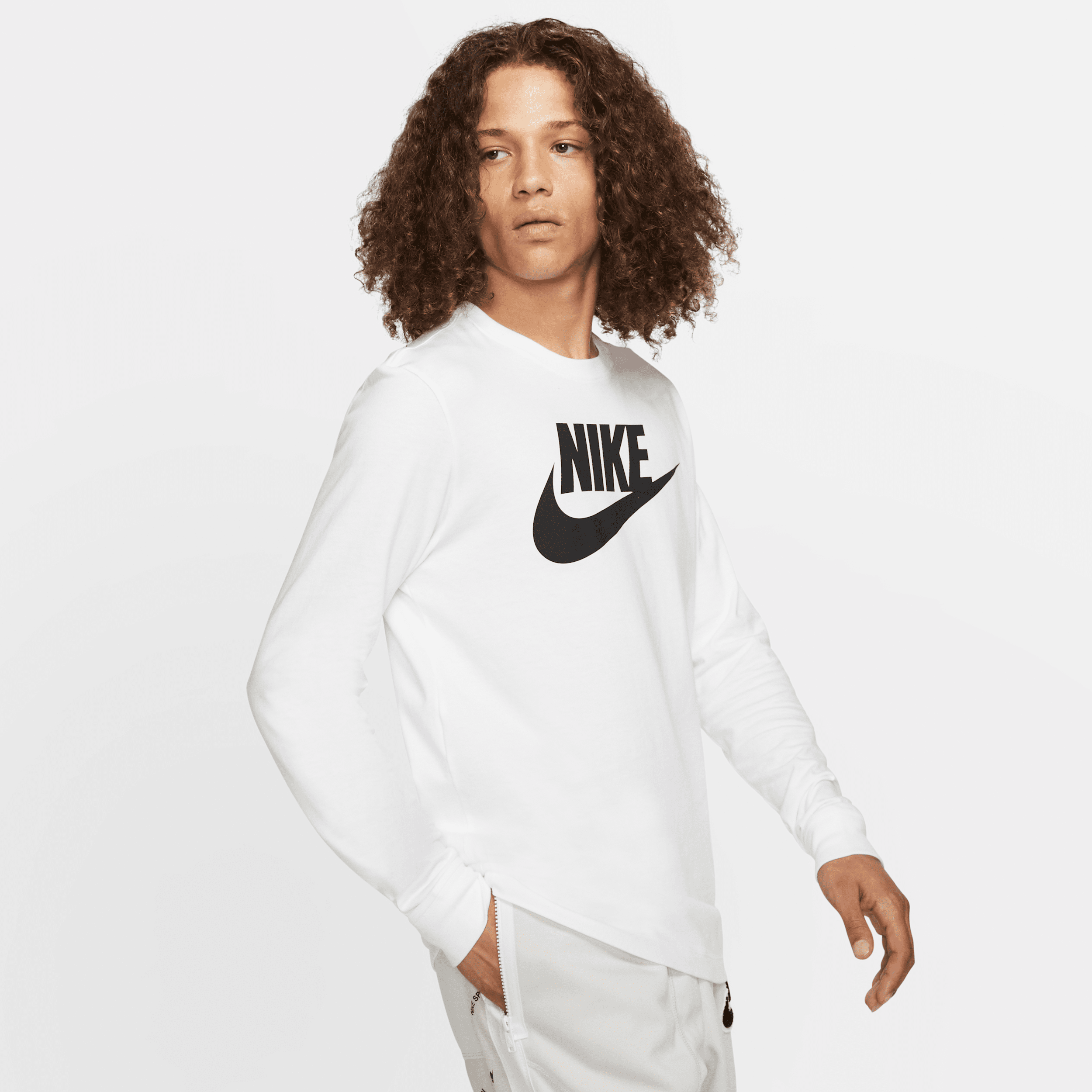【ナイキ(NIKE)公式ストア】ナイキ スポーツウェア メンズ ロングスリーブ Tシャツ CI6292-100 ホワイト 【ナイキ(NIKE)公式ストア】ナイキ スポーツウェア メンズ ロングスリーブ Tシャツ CI6292-100 ホワイト