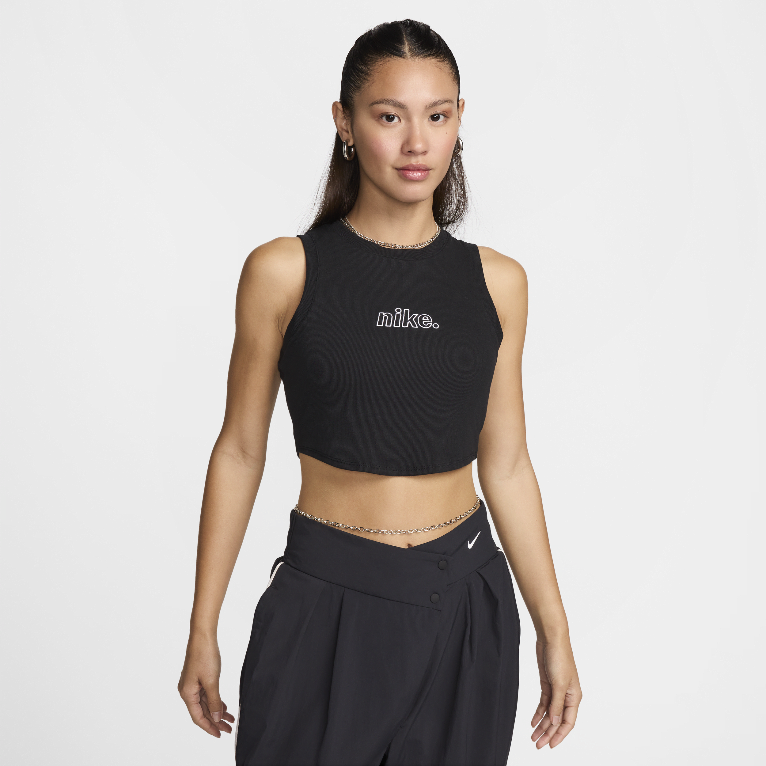【ナイキ(NIKE)公式ストア】ナイキ スポーツウェア チル ニット ウィメンズ クロップド ミニリブ タンクトップ HJ6863-010 ブラック 【ナイキ(NIKE)公式ストア】ナイキ スポーツウェア チル ニット ウィメンズ クロップド ミニリブ タンクトップ HJ6863-010 ブラック