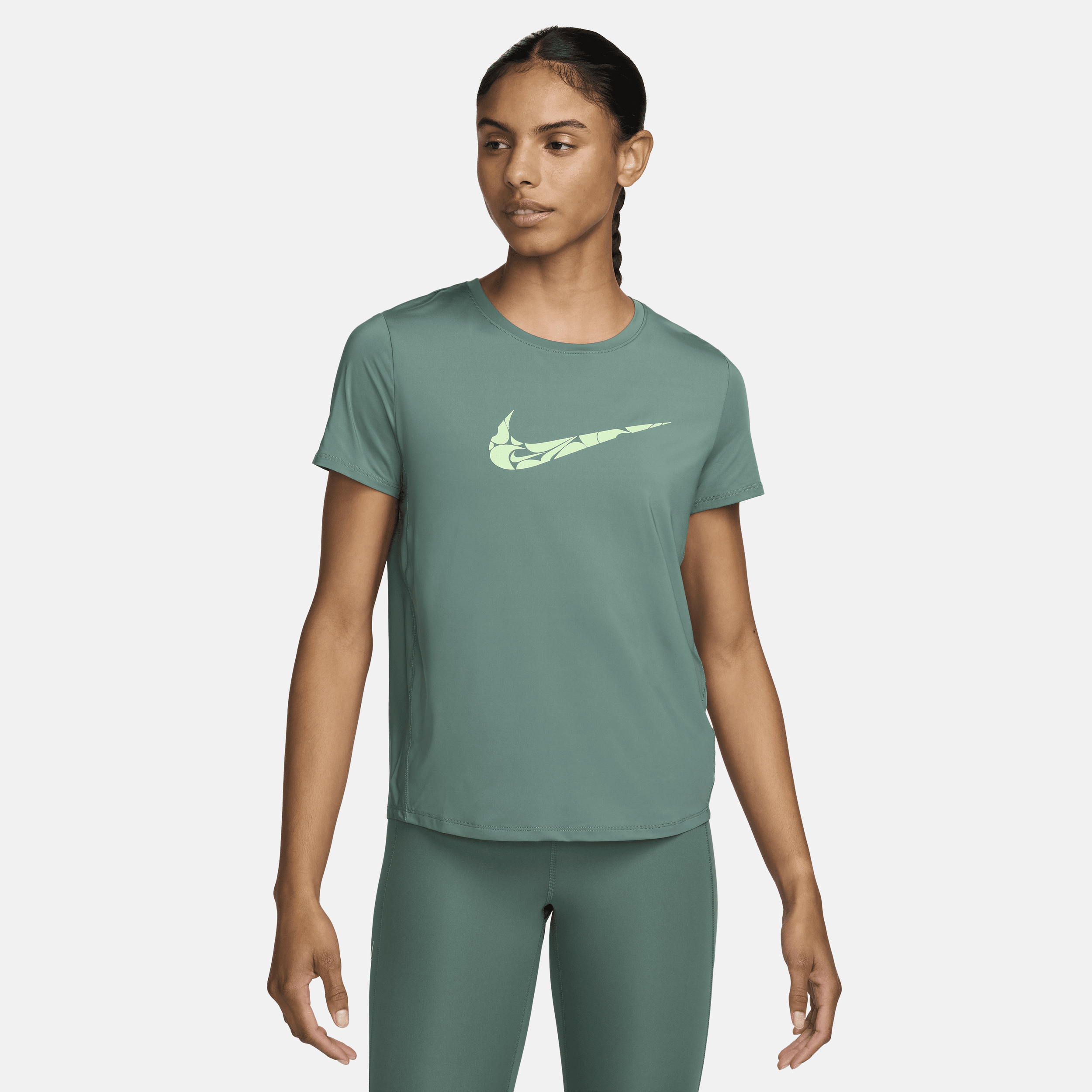Kortærmet Nike One Swoosh Dri-FIT-løbetop til kvinder - grøn